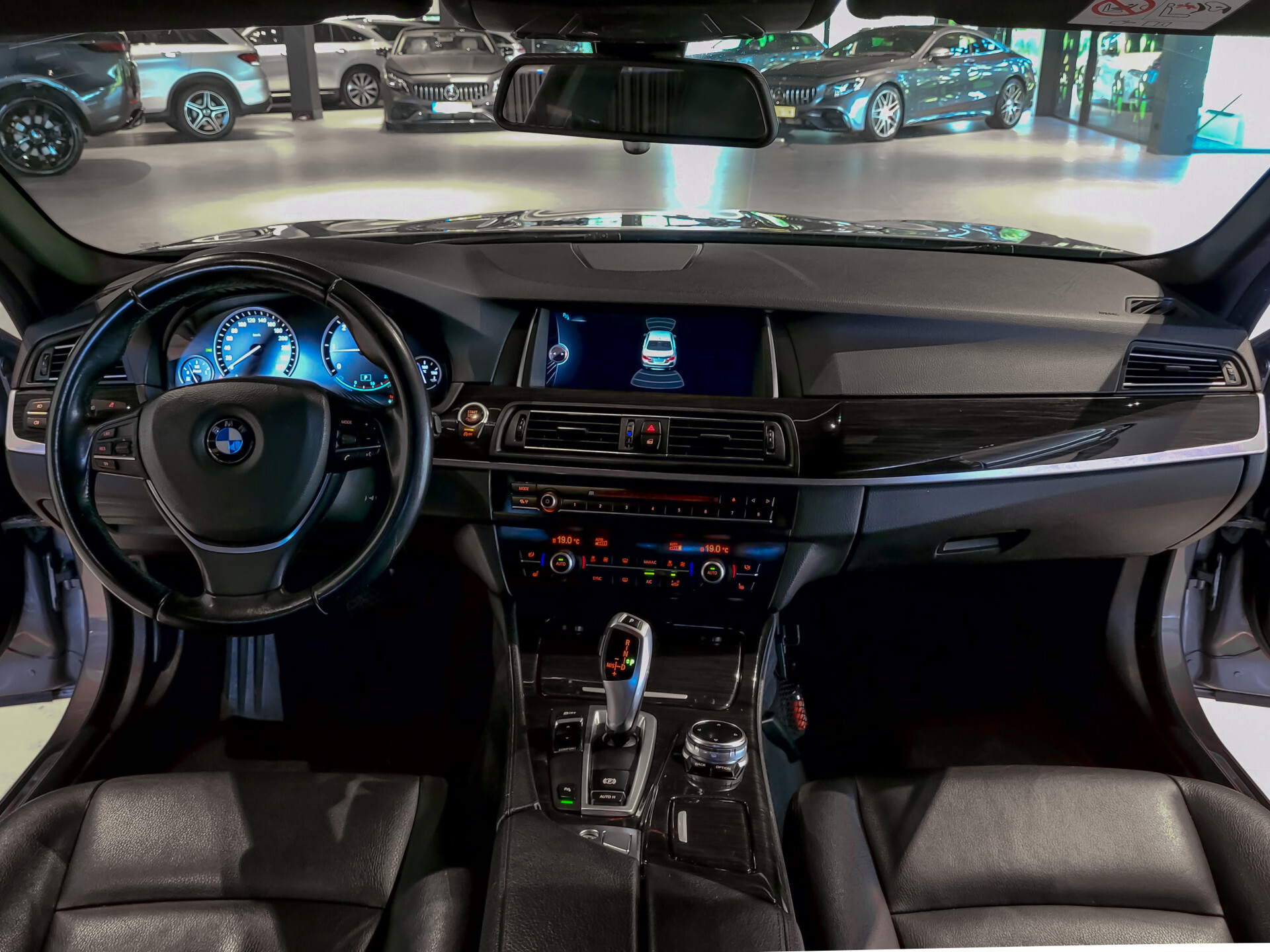 BMW 5 Serie 520D EXECUTIVE Luxury Leder | Prof Navi | Verwarmde Stoelen | LED Foto 5