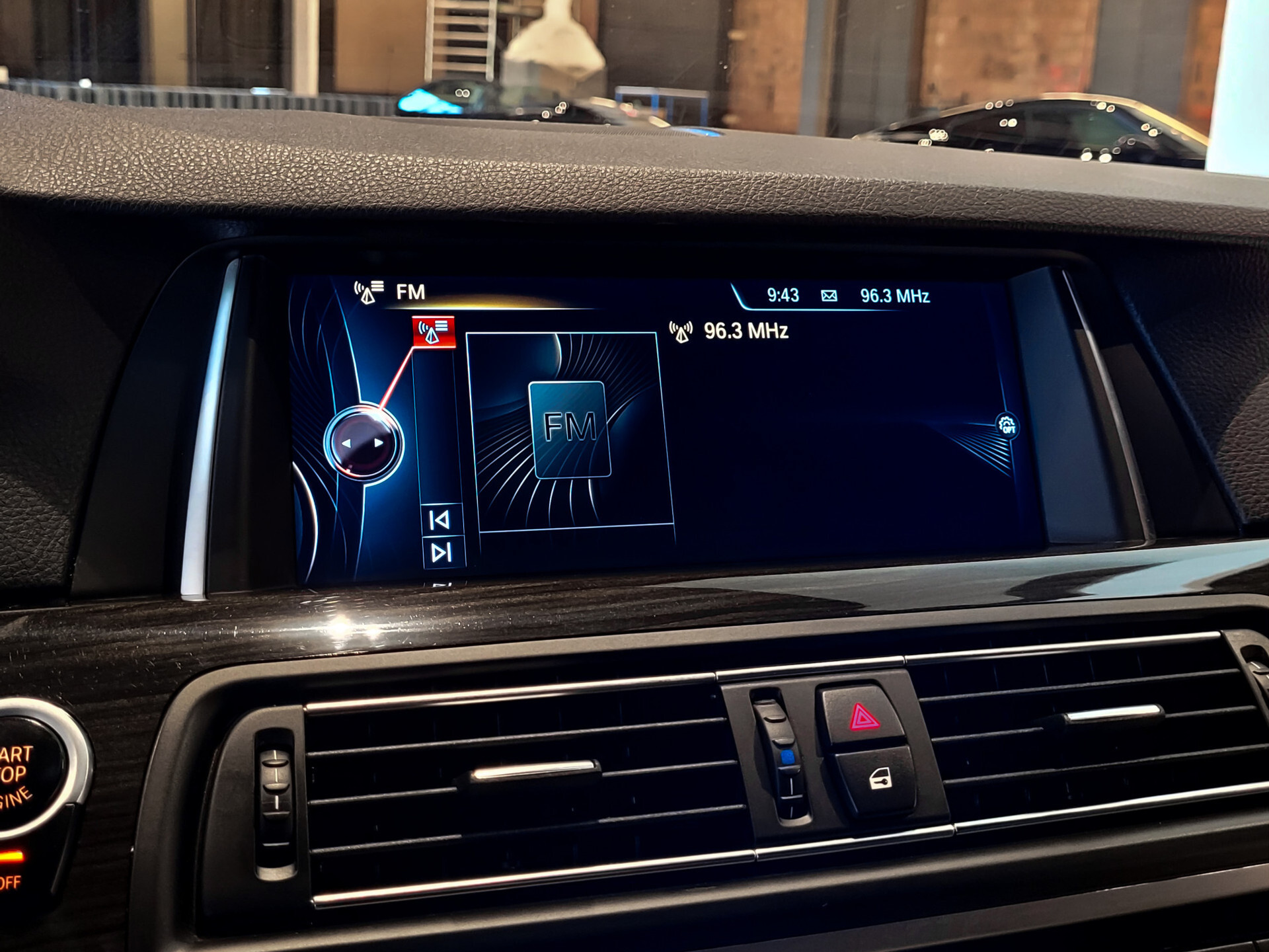 BMW 5 Serie 520D EXECUTIVE Luxury Leder | Prof Navi | Verwarmde Stoelen | LED Foto 7