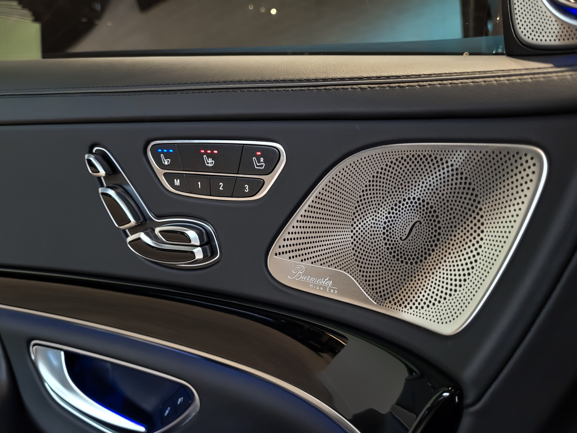 Mercedes-Benz S-Klasse 500 Maybach First Class | Burmester 3D | Magic Body Control | Champagne flutes Foto 12
