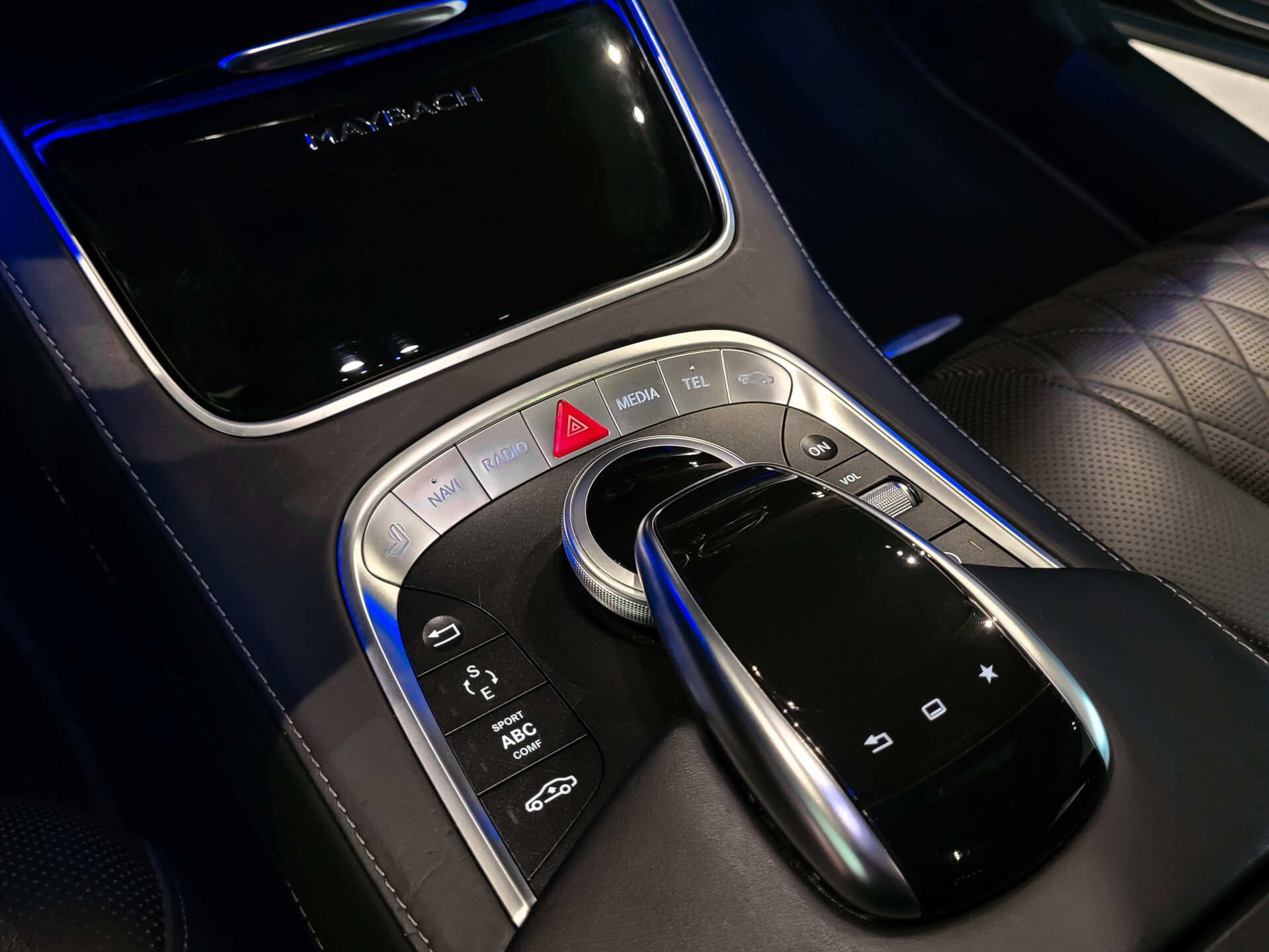 Mercedes-Benz S-Klasse 500 Maybach First Class | Burmester 3D | Magic Body Control | Champagne flutes Foto 24