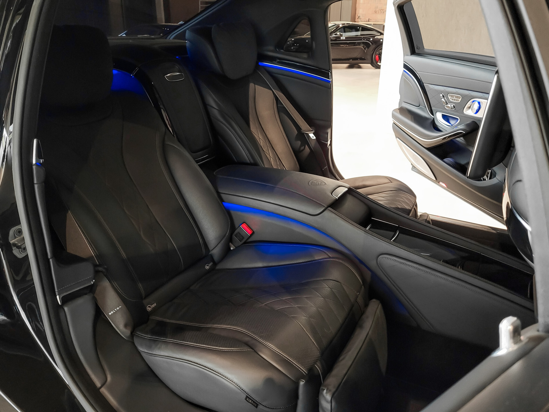 Mercedes-Benz S-Klasse 500 Maybach First Class | Burmester 3D | Magic Body Control | Champagne flutes Foto 4