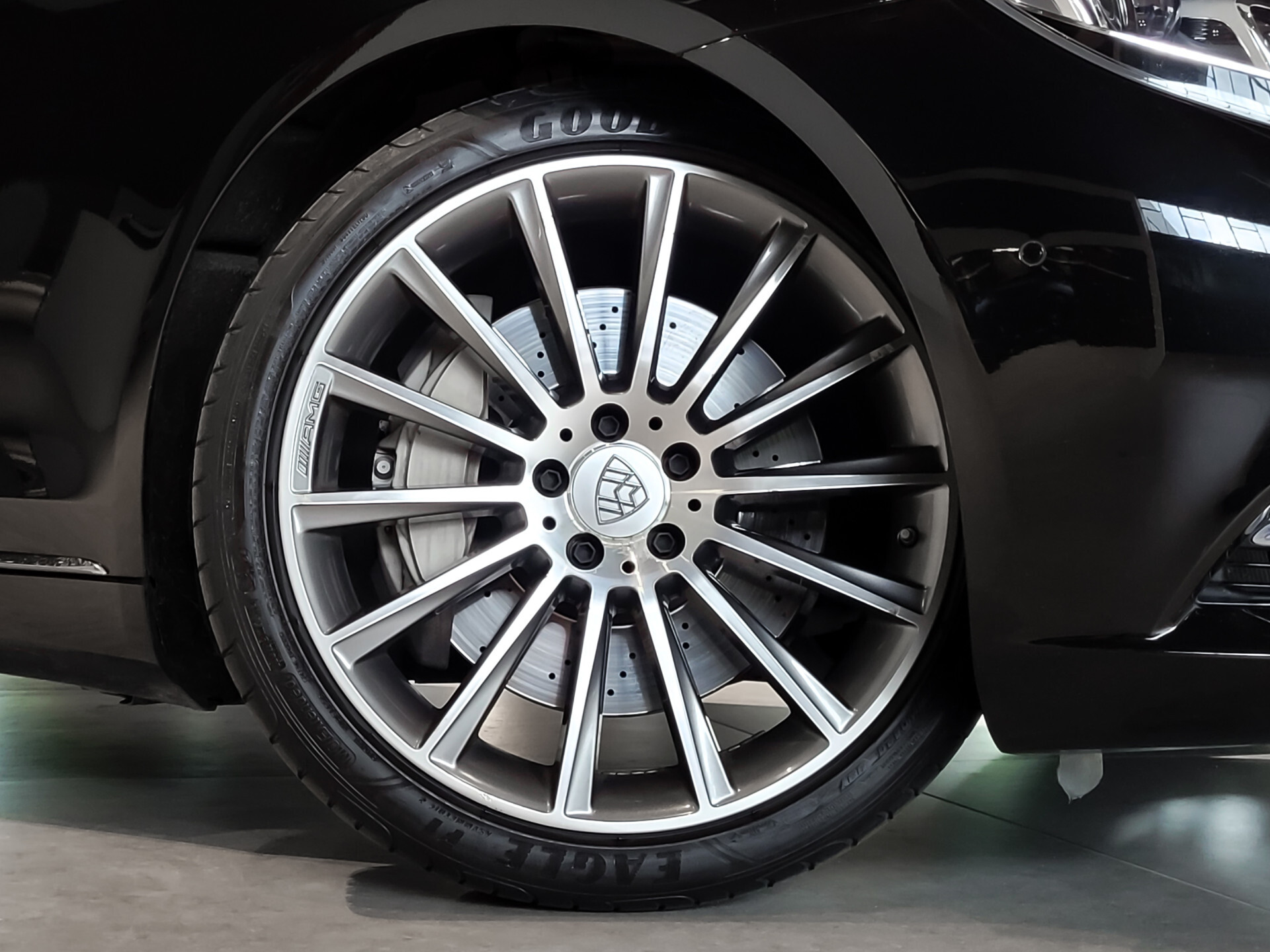 Mercedes-Benz S-Klasse 500 Maybach First Class | Burmester 3D | Magic Body Control | Champagne flutes Foto 49