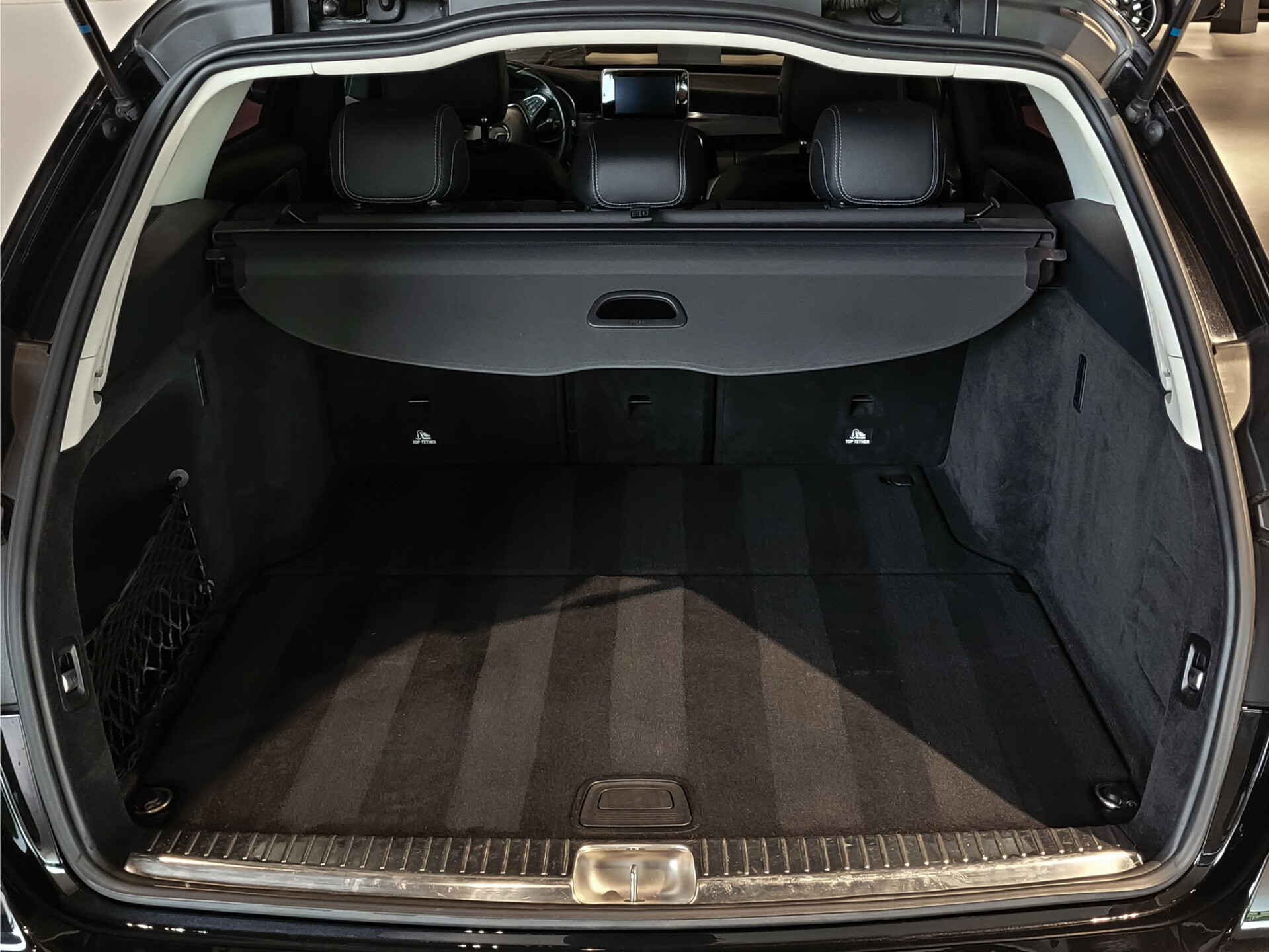 Mercedes-Benz C-Klasse Estate 180 Avantgarde Aut-kofferklep | Verw-stoelen | LED-verlichting | Privacyglass | New Service Foto 28