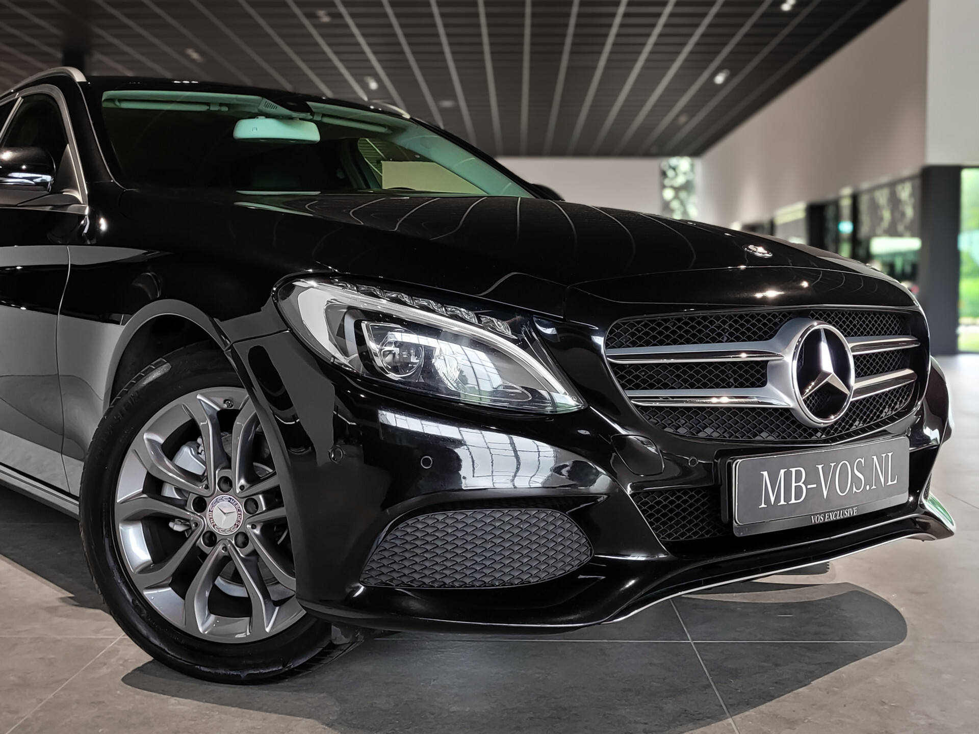 Mercedes-Benz C-Klasse Estate 180 Avantgarde Aut-kofferklep | Verw-stoelen | LED-verlichting | Privacyglass | New Service Foto 29