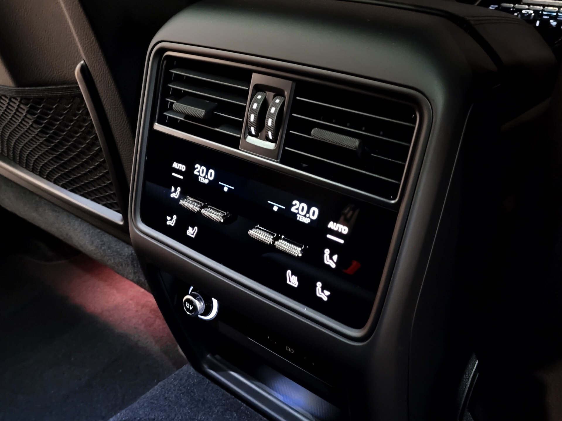 Porsche Cayenne Coupé 3.0 S E-Hybrid Sport Design | 22" | Carbon | Achterasbesturing | Volleder | Panorama | HUD | ACC | Keyless | Sportuitlaat | Stoelkoeling Foto 29