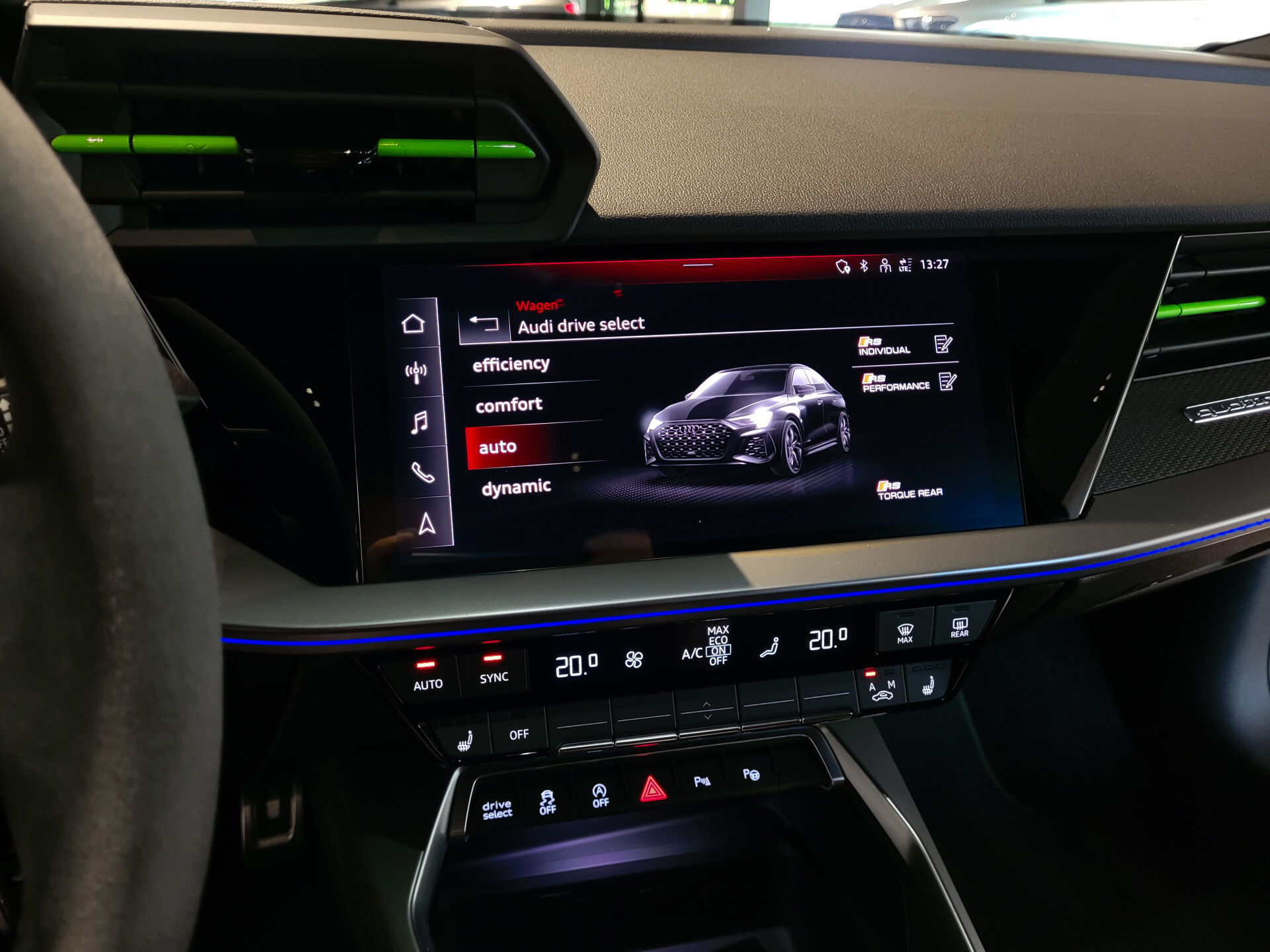 Audi RS3 Limousine 2.5 TFSI Quattro 400pk Hulk Edition B&O | Panorama | Adaptive Cruise | Keyless | Sportstoelen | Fijnnappa | Carbon | Full LED Foto 28