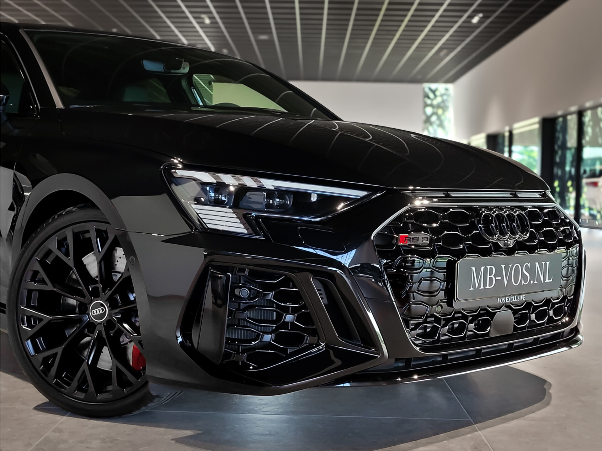 Audi RS3 Limousine 2.5 TFSI Quattro 400pk Hulk Edition B&O | Panorama | Adaptive Cruise | Keyless | Sportstoelen | Fijnnappa | Carbon | Full LED Foto 44