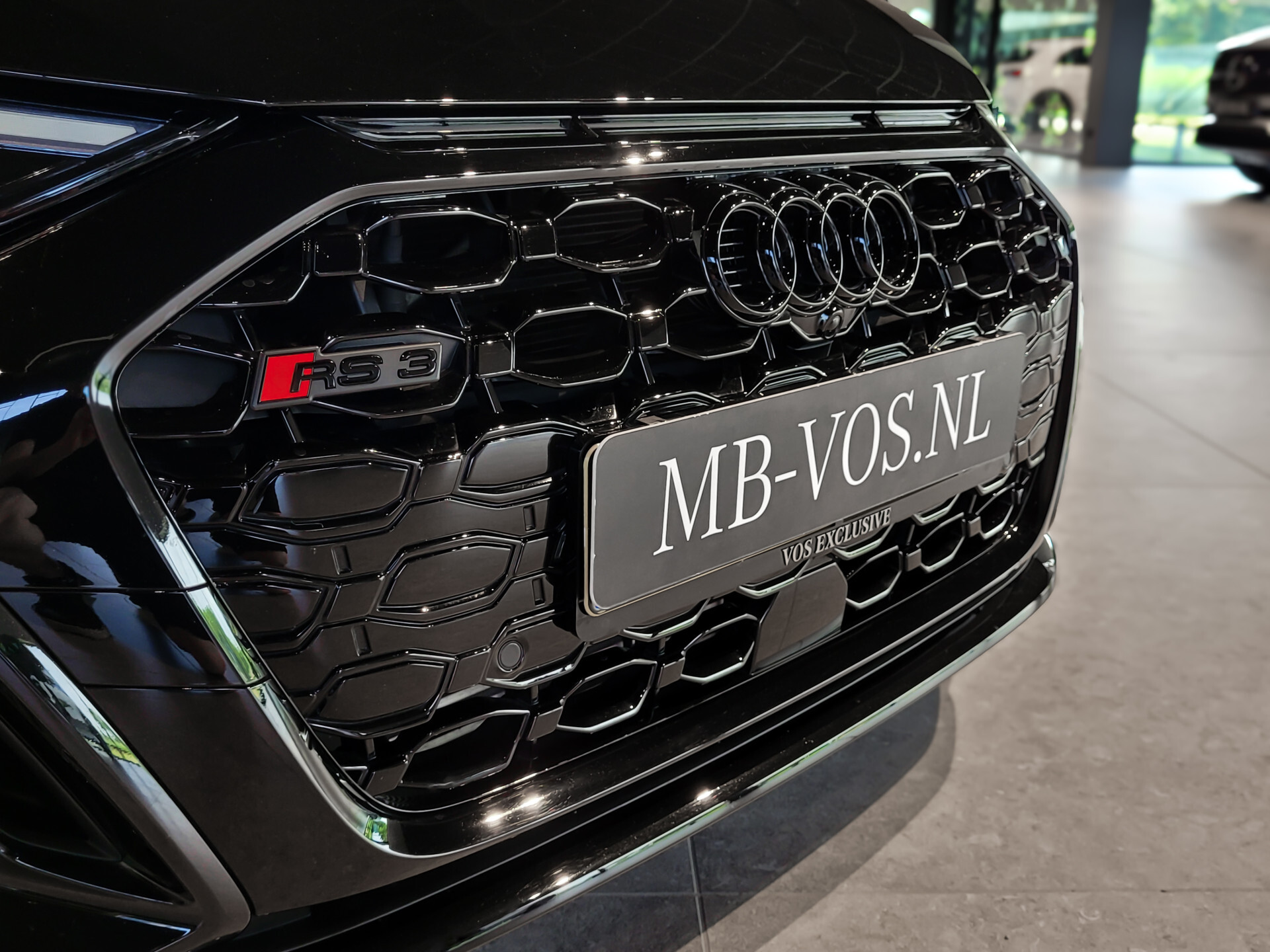 Audi RS3 Limousine 2.5 TFSI Quattro 400pk Hulk Edition B&O | Panorama | Adaptive Cruise | Keyless | Sportstoelen | Fijnnappa | Carbon | Full LED Foto 9