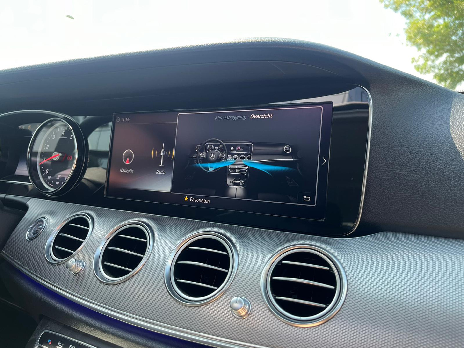 Mercedes-Benz E-Klasse 250 Avantgarde Schuifdak | Afn-Trekhaak | LED | Camera | Volledige historie Foto 23