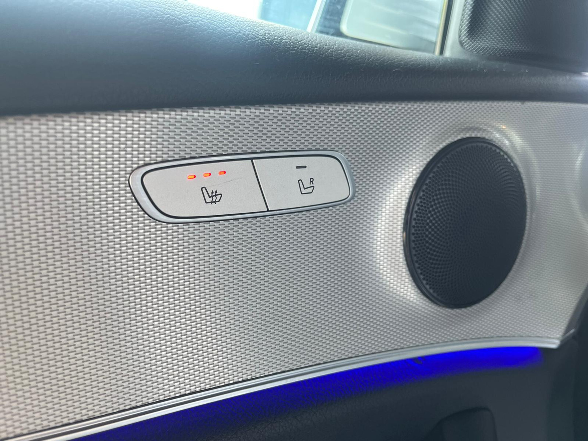 Mercedes-Benz E-Klasse 250 Avantgarde Schuifdak | Afn-Trekhaak | LED | Camera | Volledige historie Foto 26