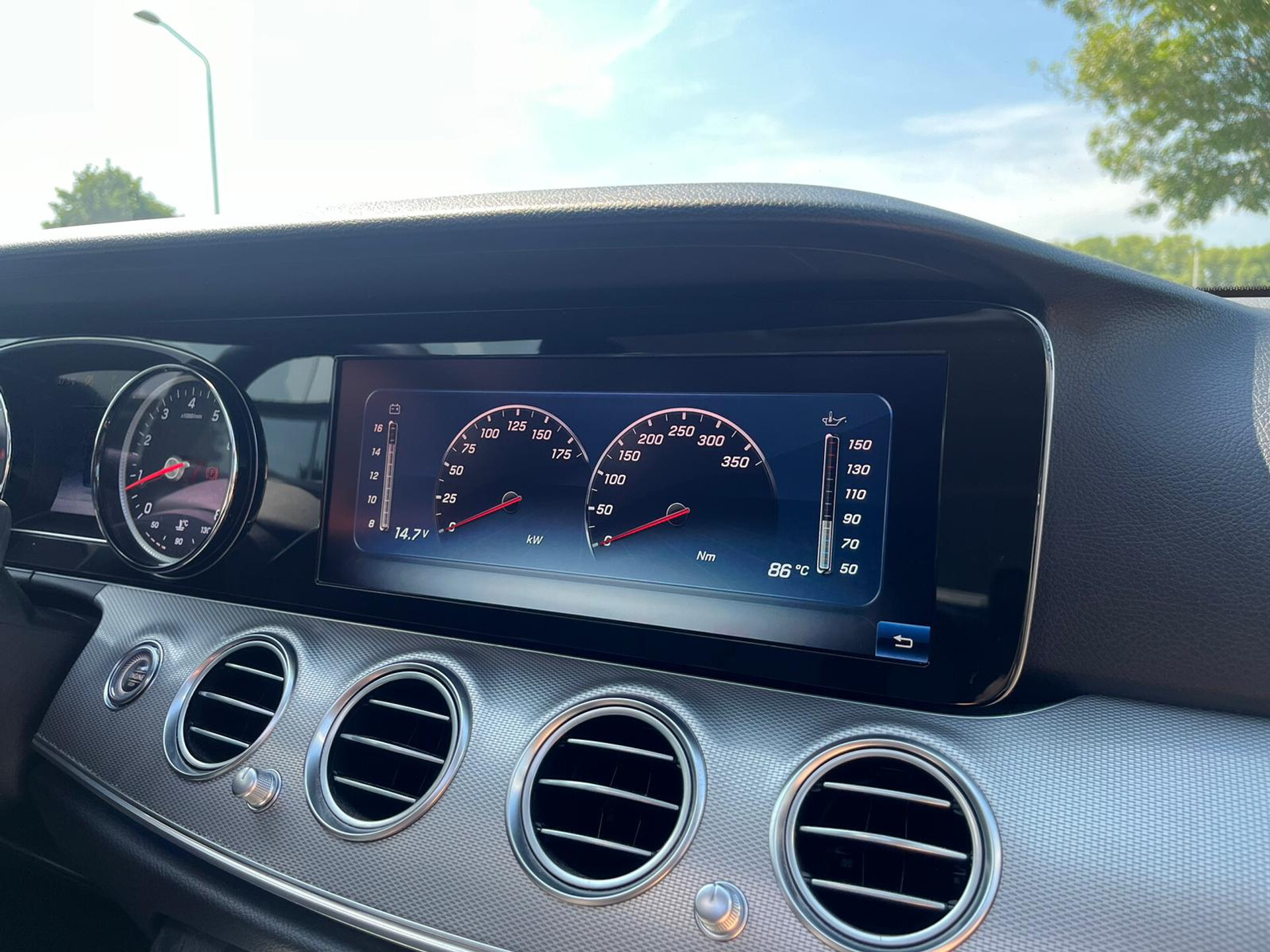 Mercedes-Benz E-Klasse 250 Avantgarde Schuifdak | Afn-Trekhaak | LED | Camera | Volledige historie Foto 33