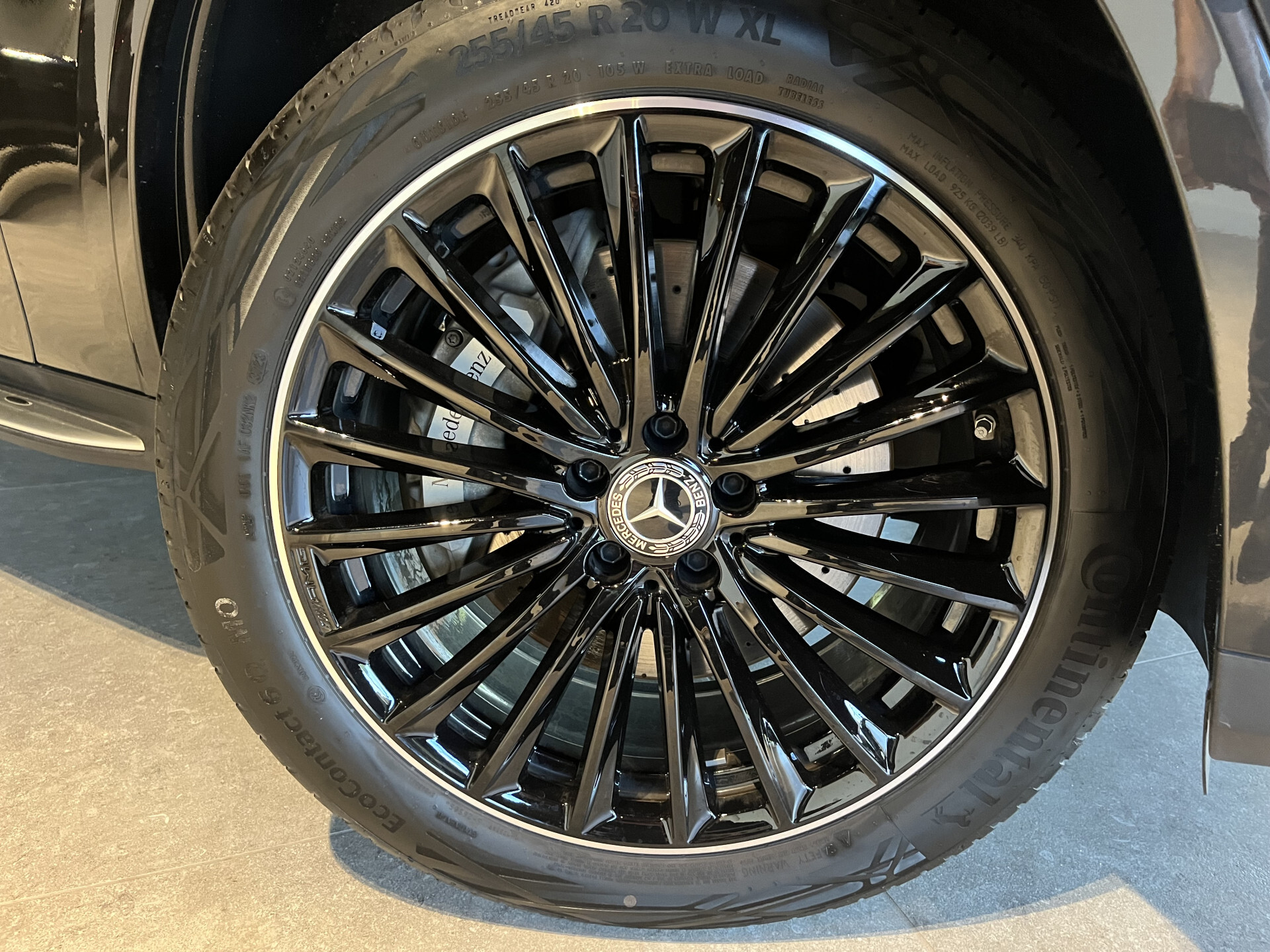 Mercedes-Benz GLC 400e 4-M AMG Burmester | Keyless | Massage | Distronic | Trekhaak | Panorama | 21" | Night | HUD | Stoelkoeling Foto 12