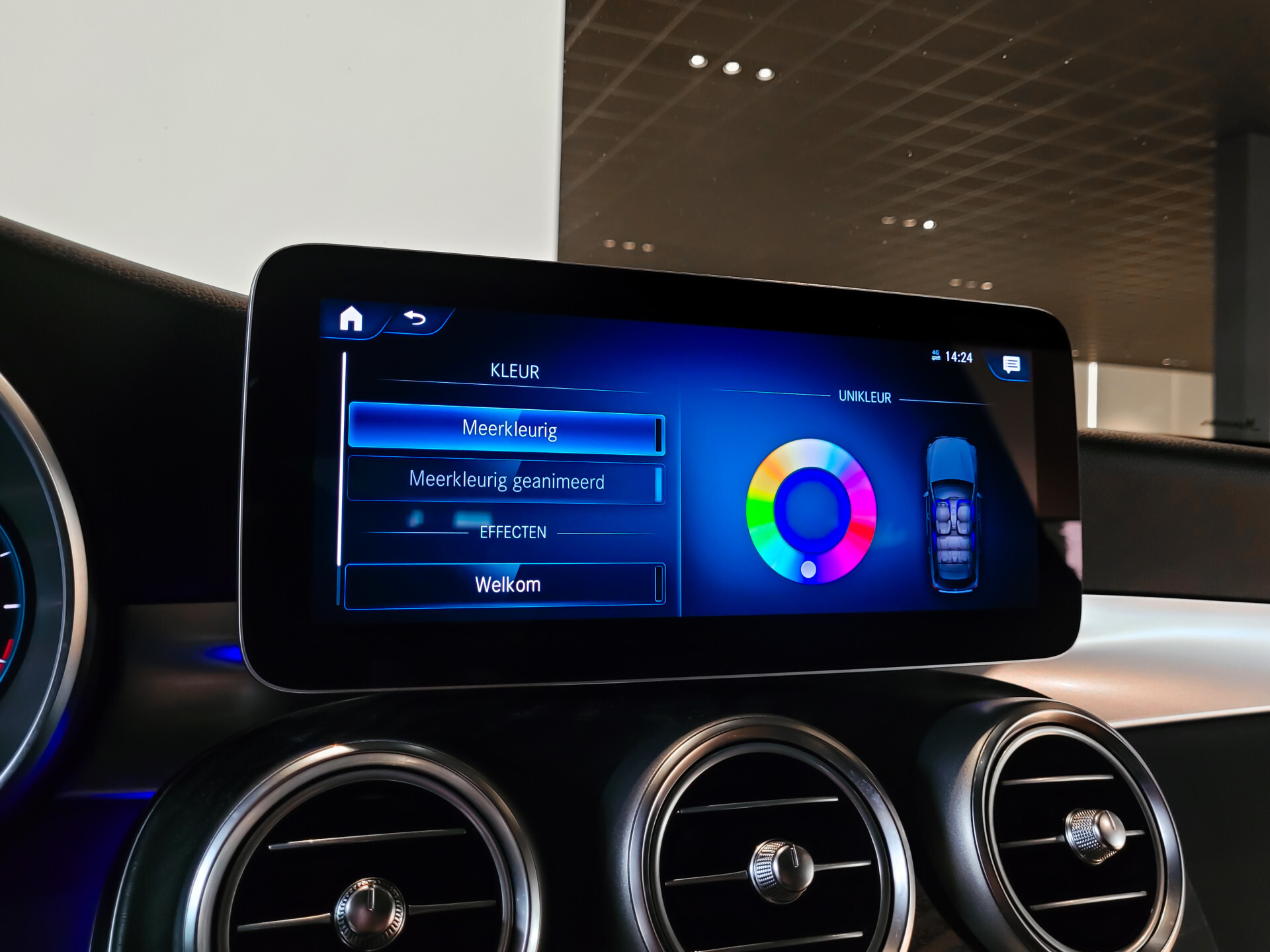 Mercedes-Benz GLC 220d 4-M AMG Night Facelift | Burmester | Panorama | Aut-Trekhaak | 20" | Treeplanken | Camera | Sfeerverlichting Foto 15