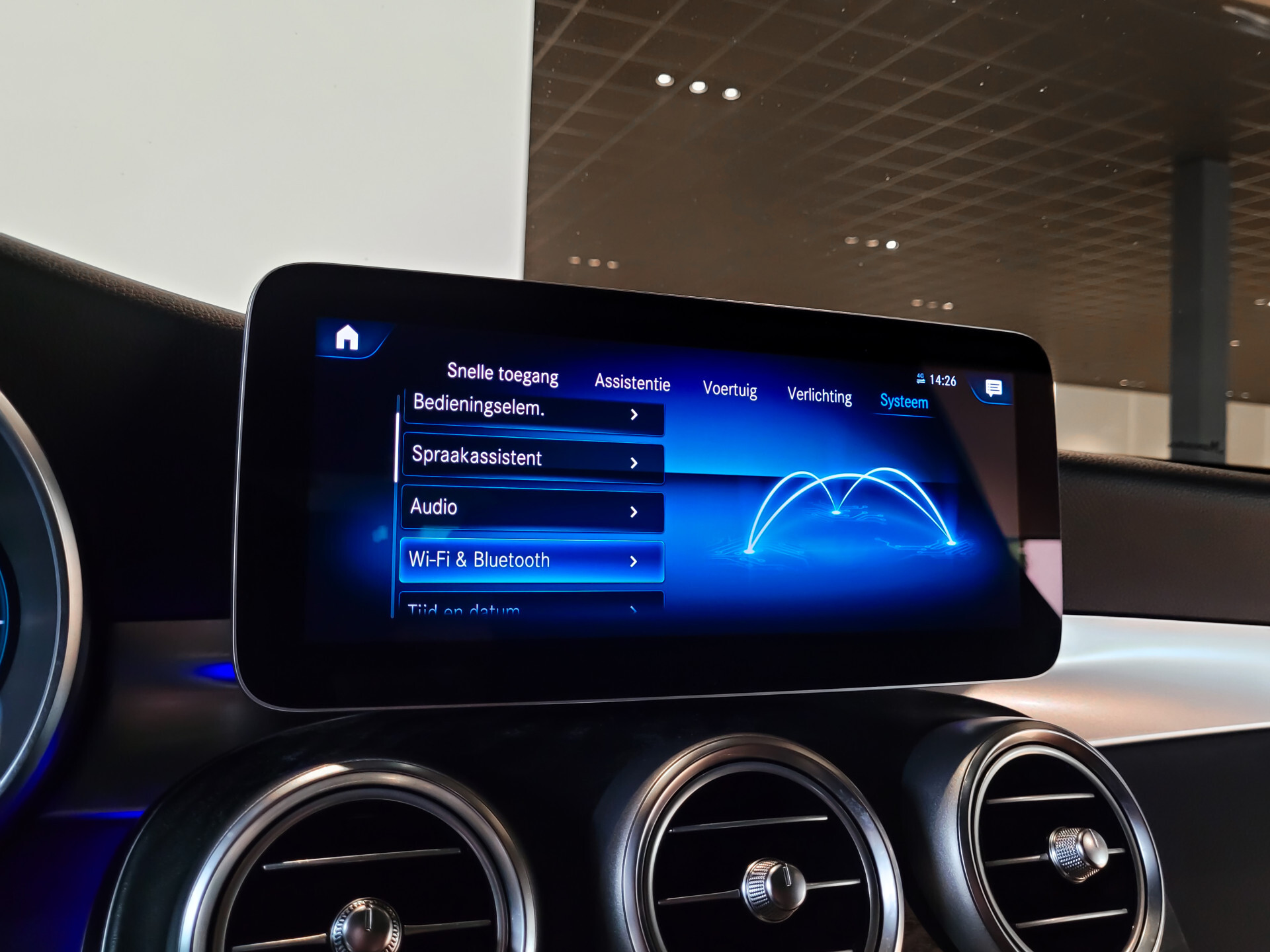 Mercedes-Benz GLC 220d 4-M AMG Night Facelift | Burmester | Panorama | Aut-Trekhaak | 20" | Treeplanken | Camera | Sfeerverlichting Foto 31