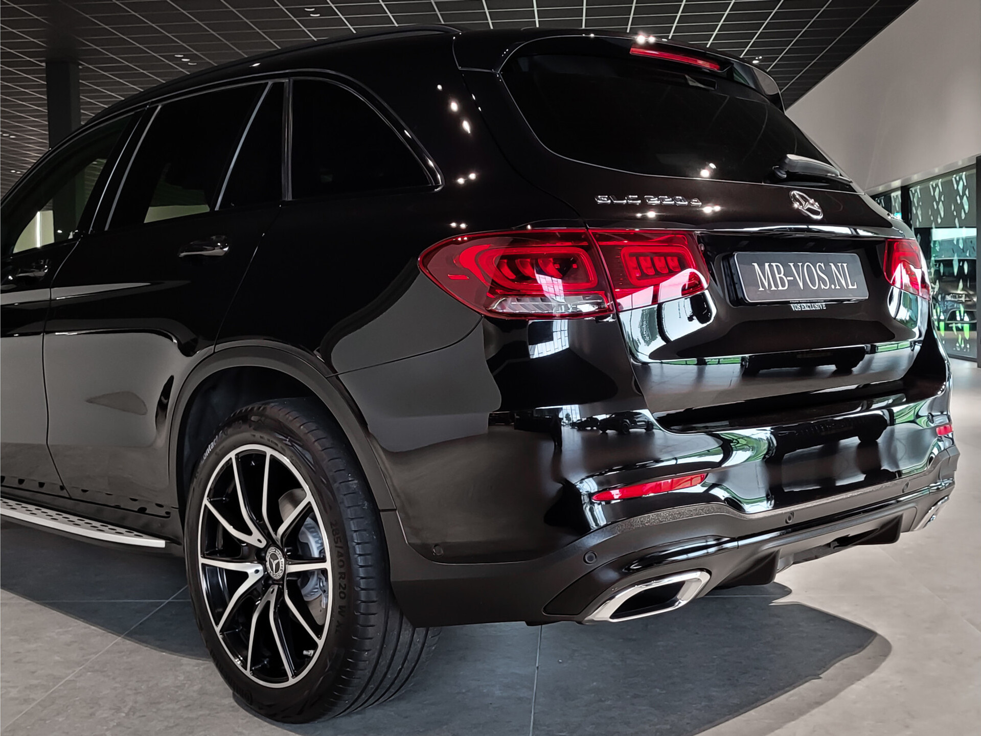 Mercedes-Benz GLC 220d 4-M AMG Night Facelift | Burmester | Panorama | Aut-Trekhaak | 20" | Treeplanken | Camera | Sfeerverlichting Foto 38