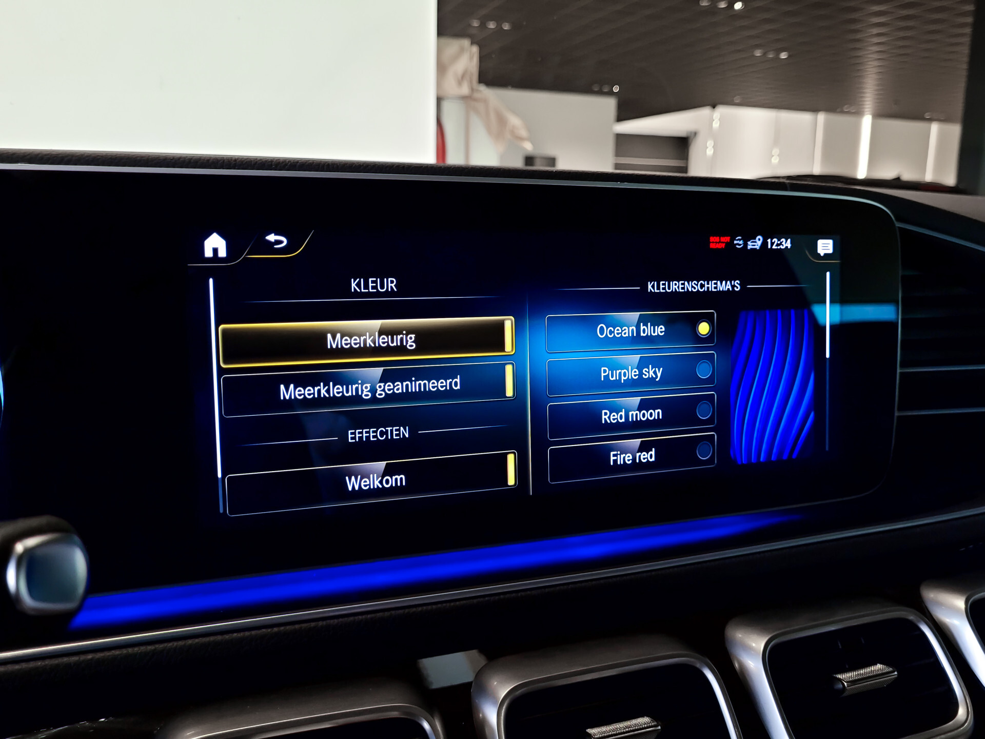 Mercedes-Benz GLE Coupé 350 e 4-M AMG Luchtvering | Massage | HUD | Distronic | Stoelkoeling | Trekhaak | Burmester | Night Foto 15