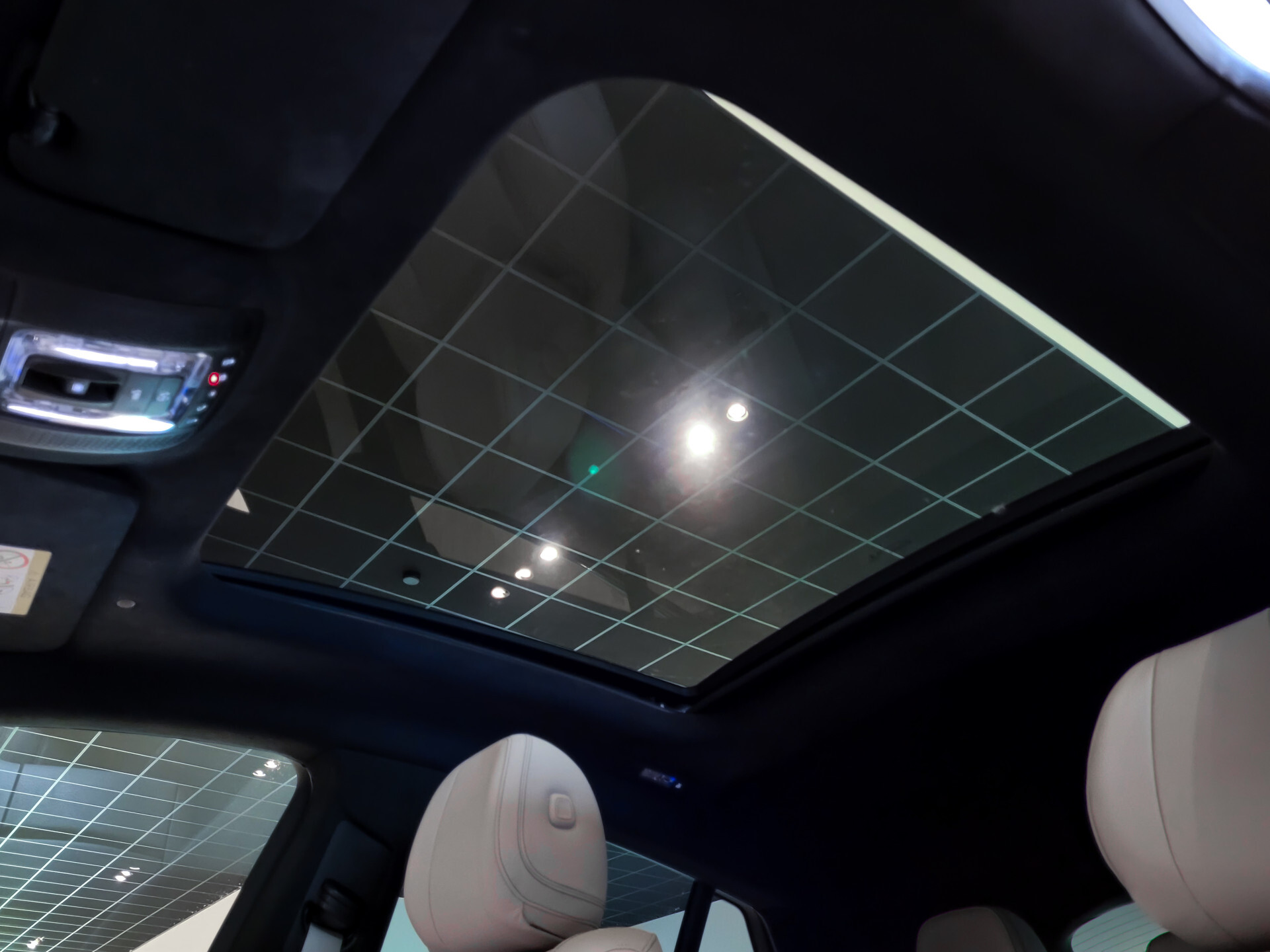 Mercedes-Benz GLE Coupé 350 e 4-M AMG Luchtvering | Massage | HUD | Distronic | Stoelkoeling | Trekhaak | Burmester | Night Foto 37