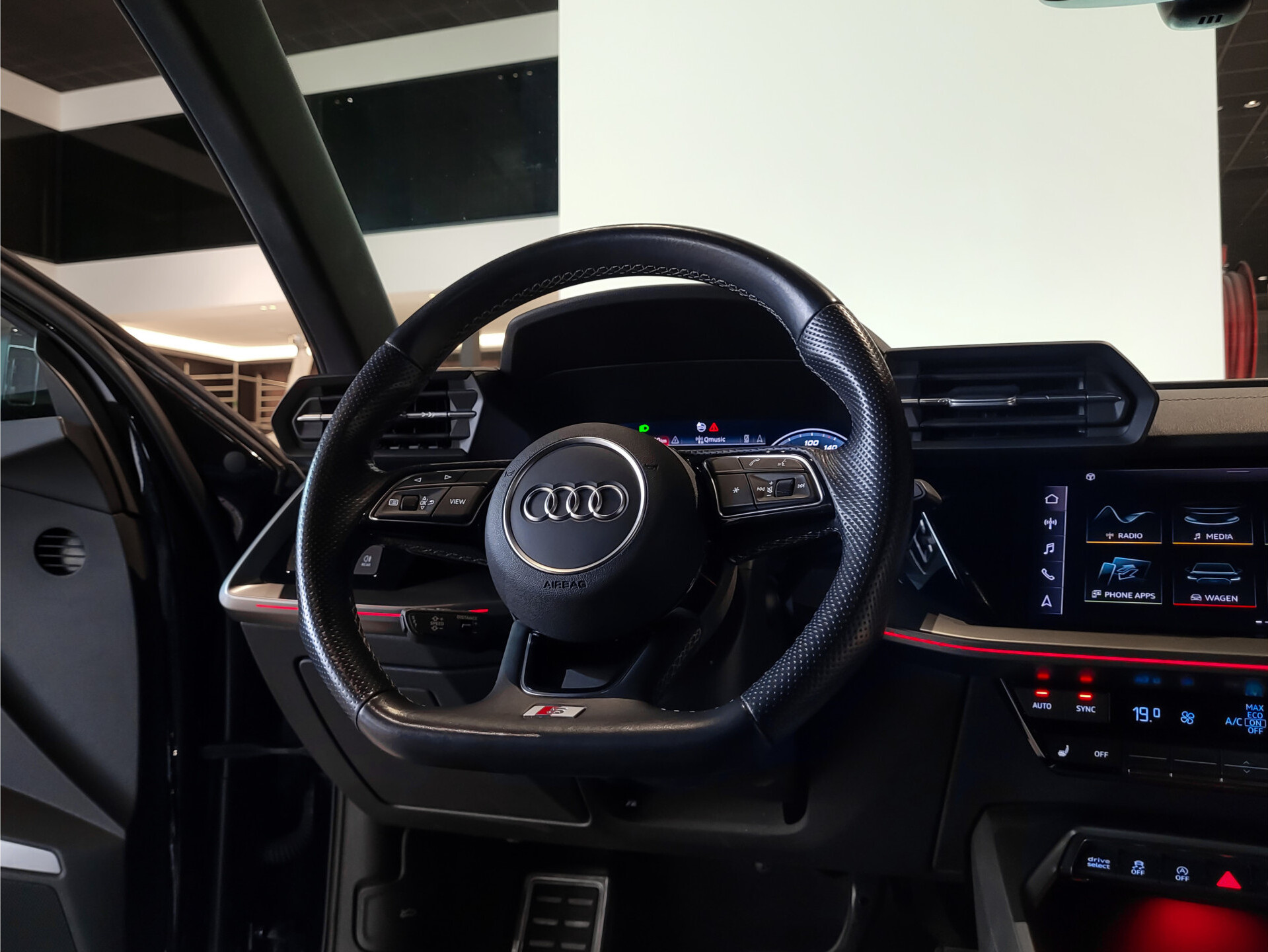 Audi S3 Sportback Quattro 2.0 TFSI Panorama | Keyless | B&O | Adaptive Cruise | Memory | HUD | Schakelbare uitlaat | Carbon | Blackpack | BTW Foto 20