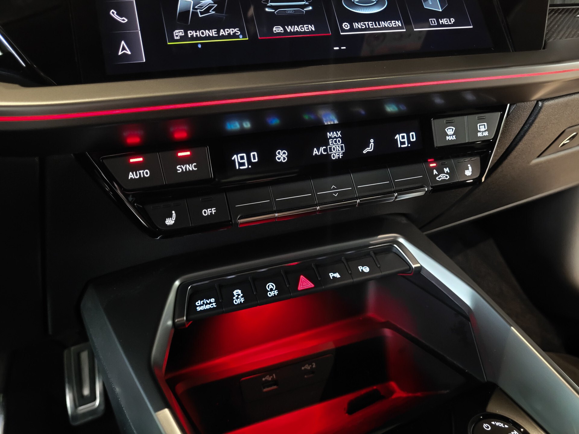 Audi S3 Sportback Quattro 2.0 TFSI Panorama | Keyless | B&O | Adaptive Cruise | Memory | HUD | Schakelbare uitlaat | Carbon | Blackpack | BTW Foto 24