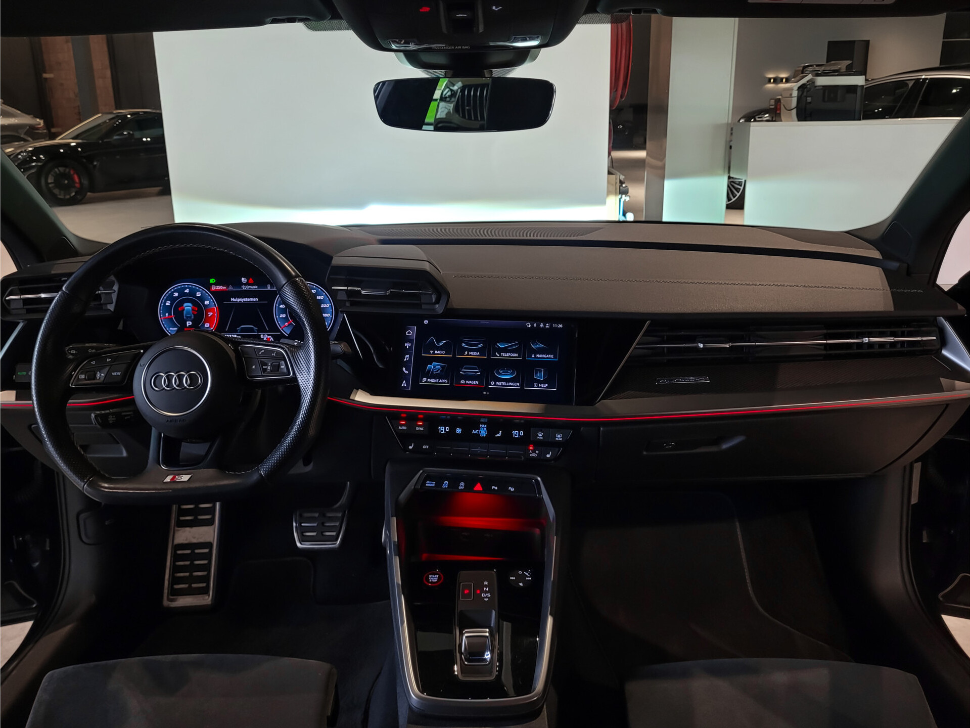 Audi S3 Sportback Quattro 2.0 TFSI Panorama | Keyless | B&O | Adaptive Cruise | Memory | HUD | Schakelbare uitlaat | Carbon | Blackpack | BTW Foto 30