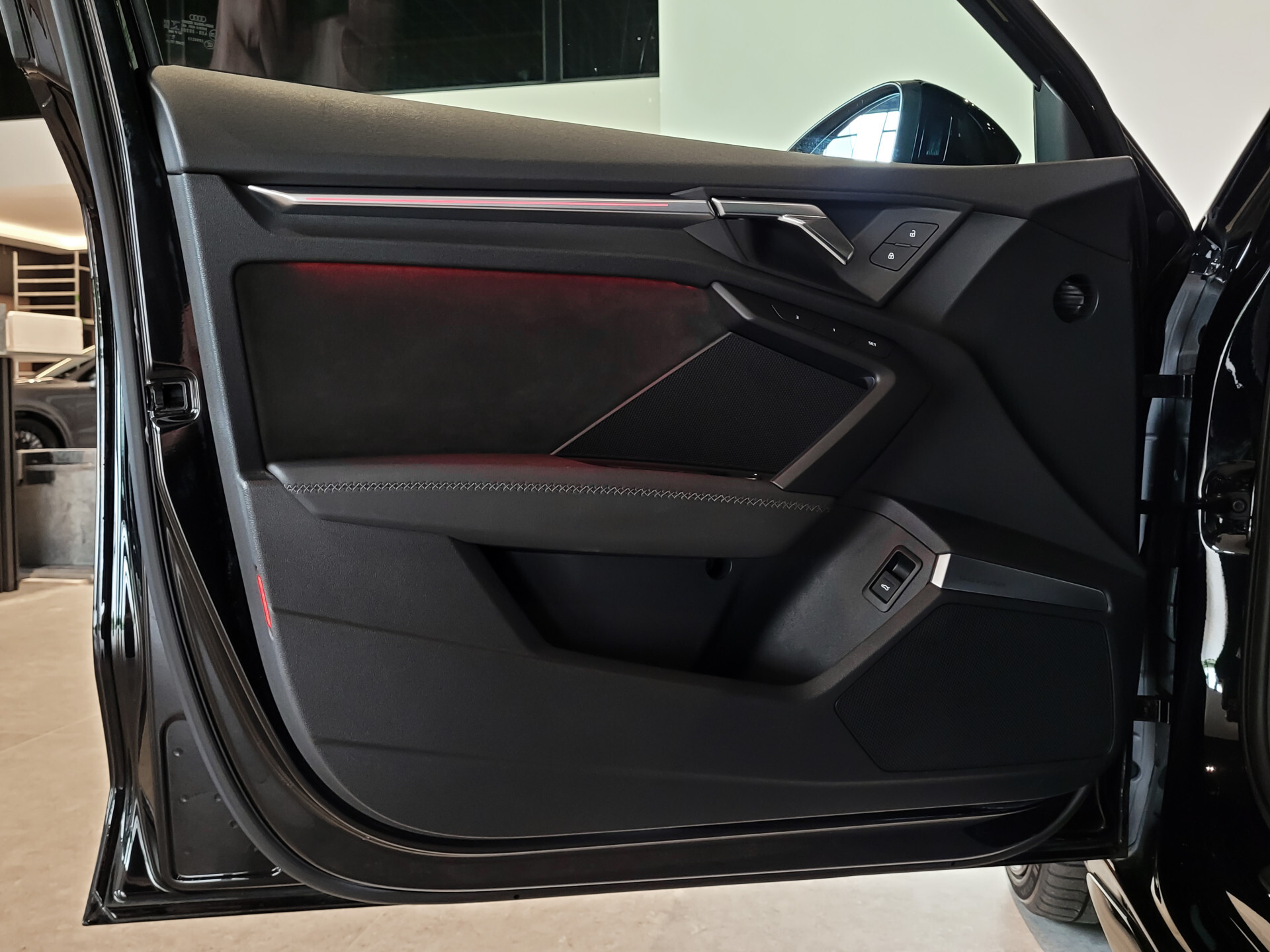 Audi S3 Sportback Quattro 2.0 TFSI Panorama | Keyless | B&O | Adaptive Cruise | Memory | HUD | Schakelbare uitlaat | Carbon | Blackpack | BTW Foto 8