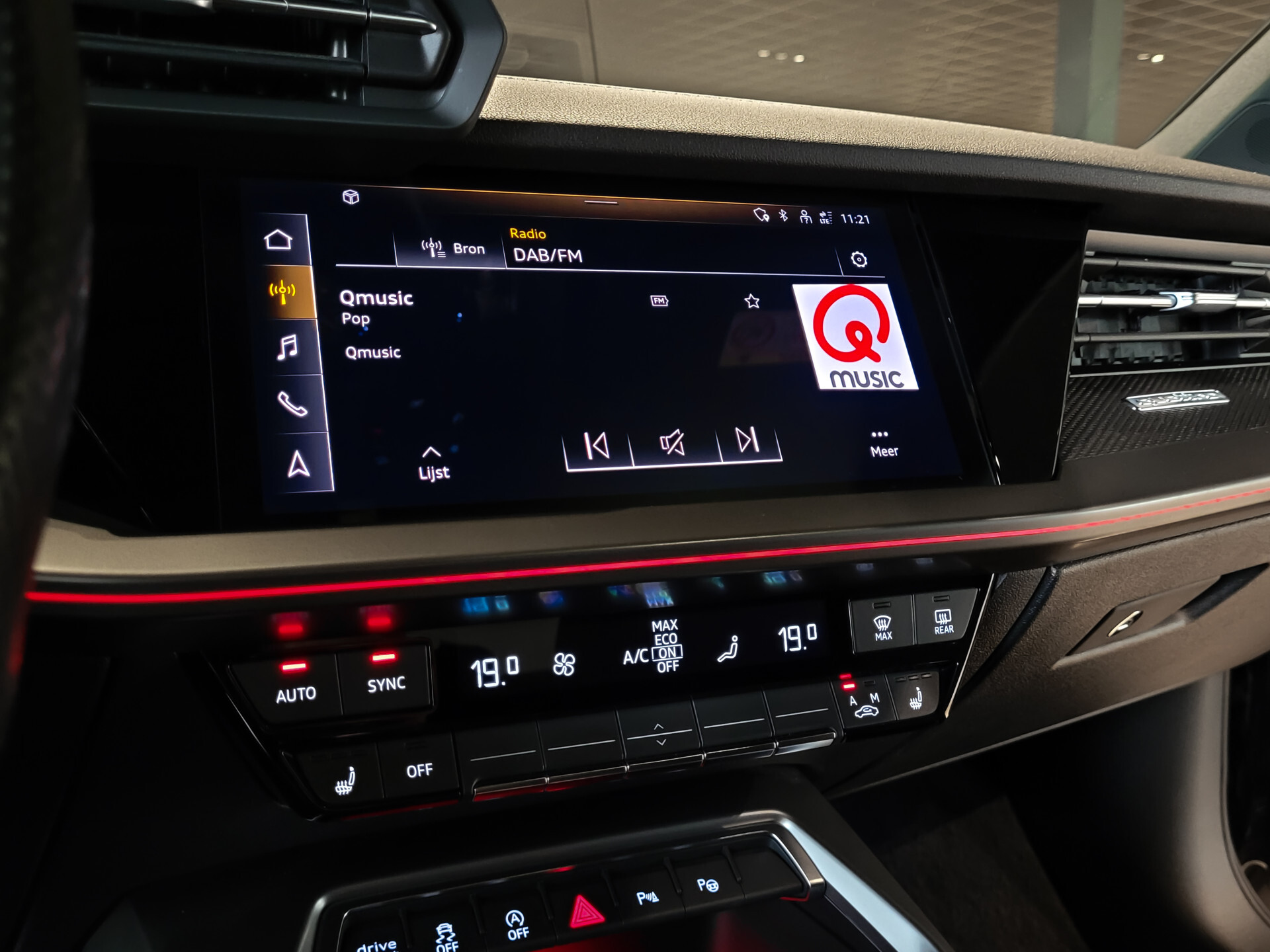 Audi S3 Sportback Quattro 2.0 TFSI Panorama | Keyless | B&O | Adaptive Cruise | Memory | HUD | Schakelbare uitlaat | Carbon | Blackpack | BTW Foto 9