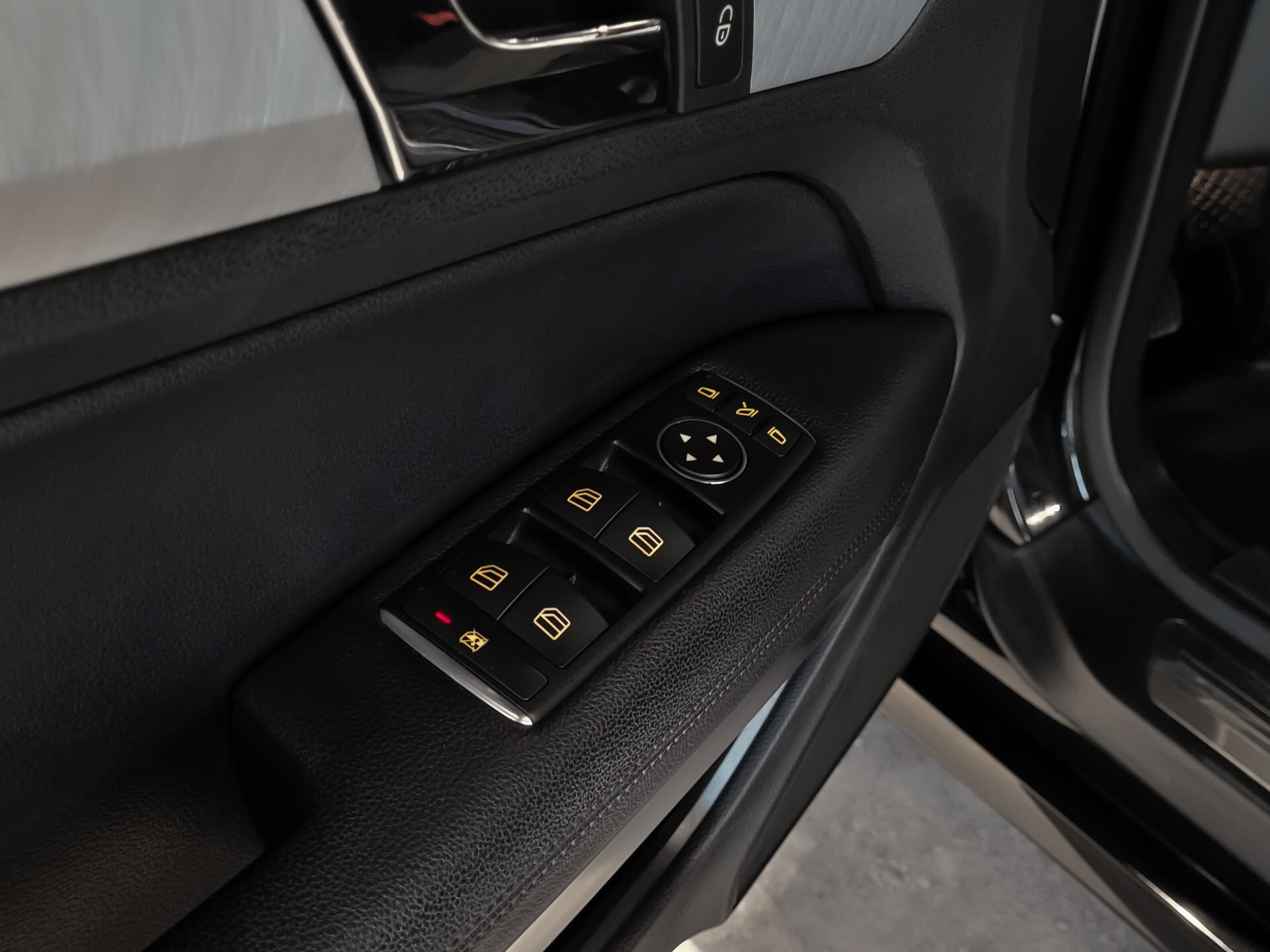 Mercedes-Benz E-Klasse Coupé 220 Cdi Avantgarde Panorama | Stoelverwarming | New Service Aut7 Foto 13