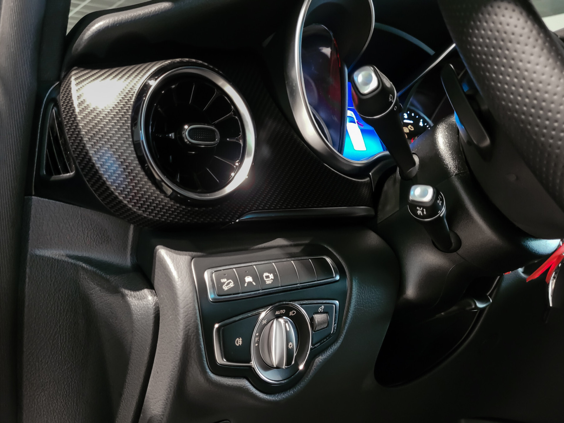 Mercedes-Benz V-Klasse 300d 4-M DC Lang AMG Avantgarde Edition Panorama | Stoelkoeling | Burmester | Distronic Foto 15