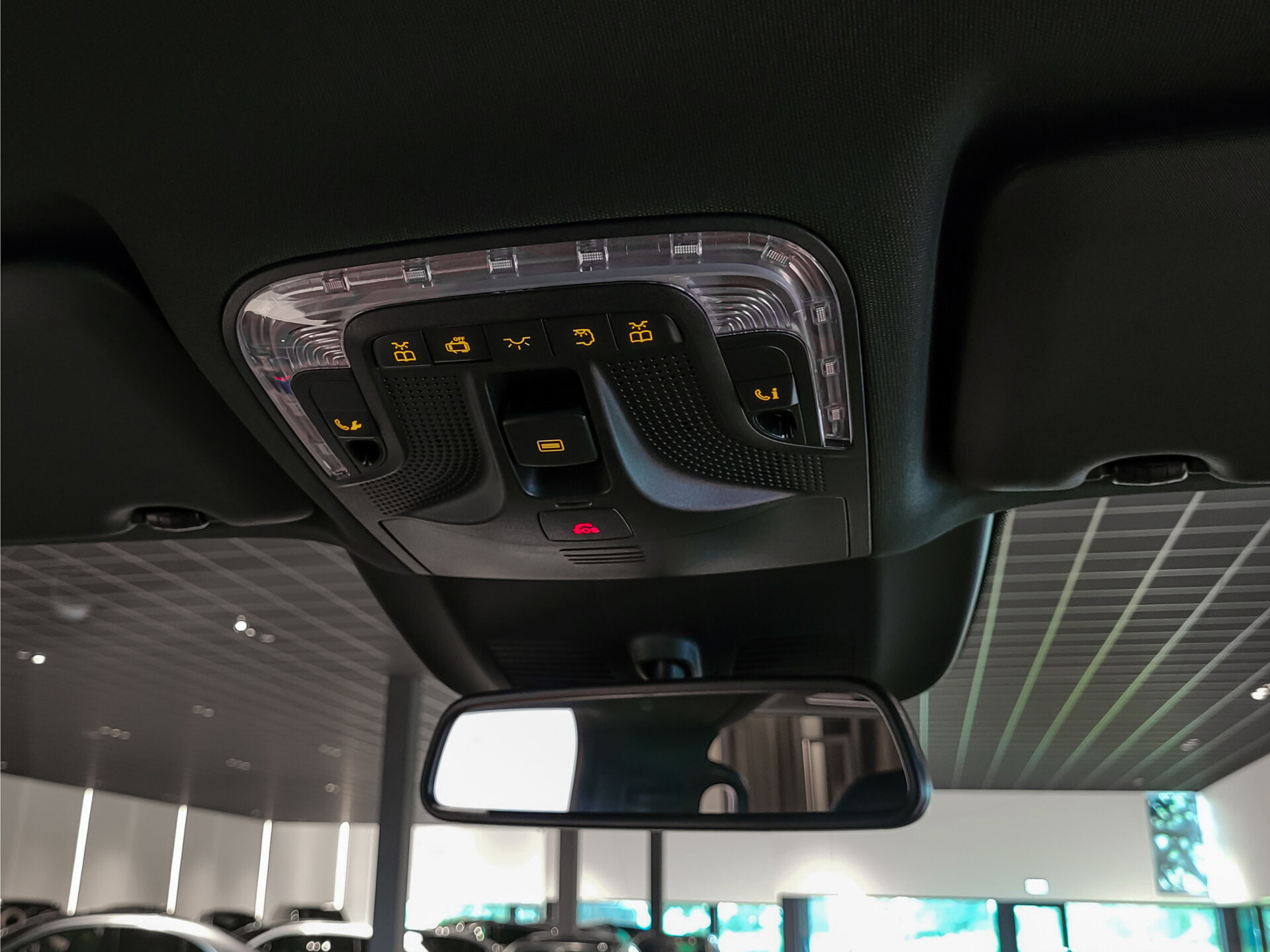 Mercedes-Benz V-Klasse 300d 4-M DC Lang AMG Avantgarde Edition Panorama | Stoelkoeling | Burmester | Distronic Foto 34