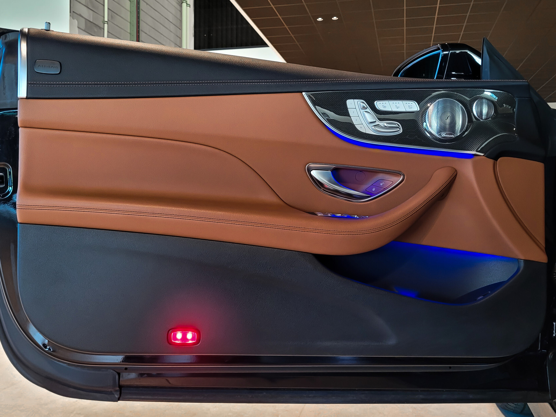 Mercedes-Benz E-Klasse Cabrio 200 AMG Premium Plus Foto 11