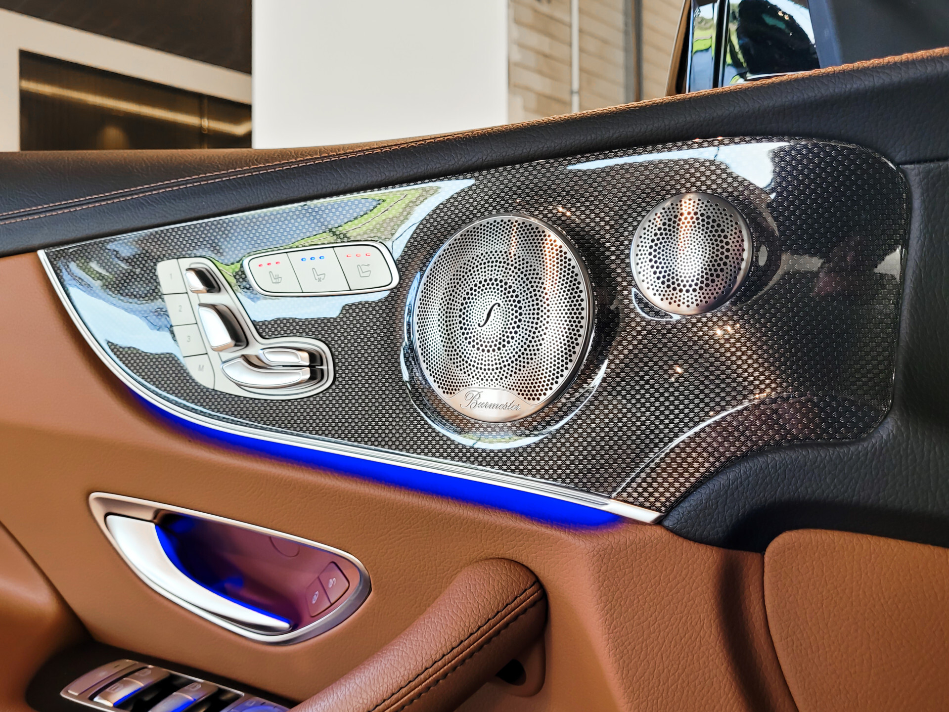 Mercedes-Benz E-Klasse Cabrio 200 AMG Premium Plus Foto 13