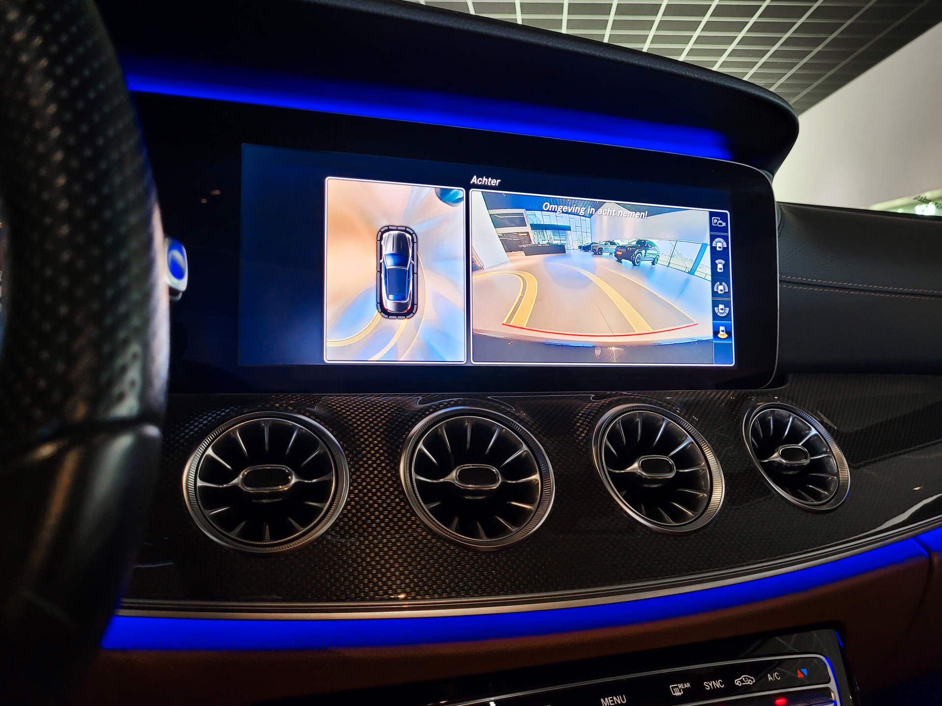 Mercedes-Benz E-Klasse Cabrio 200 AMG Premium Plus Foto 42