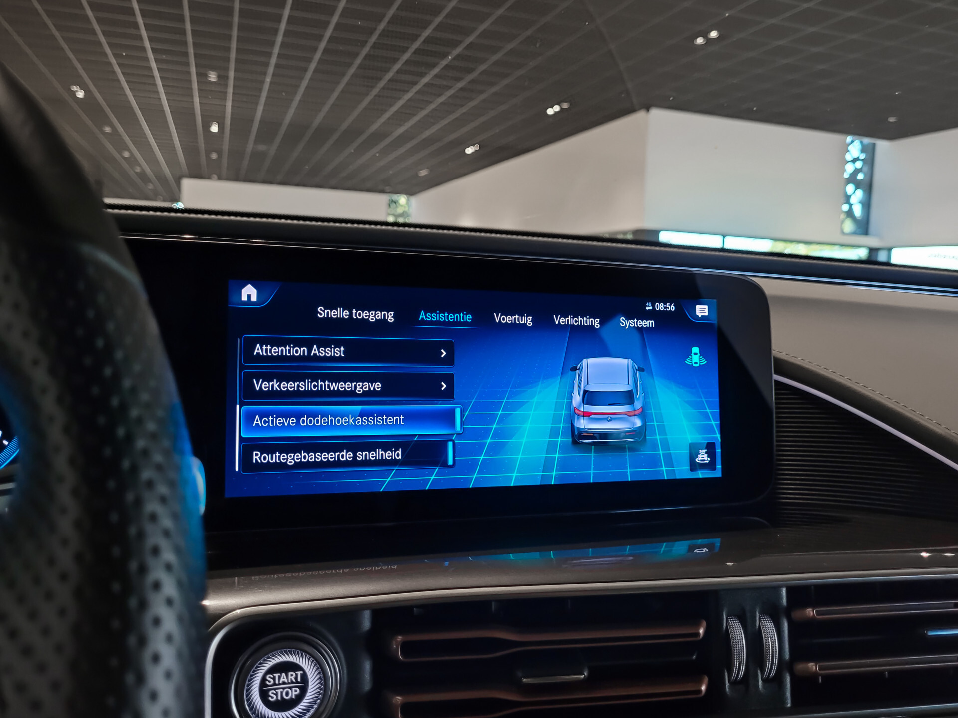 Mercedes-Benz EQC 400 4M AMG Rij-assistentie | Schuifdak | Burmester | 21"AMG | Trekhaak | Treeplanken Foto 20