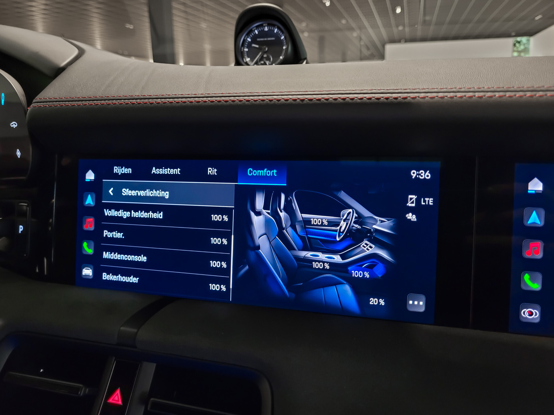 Porsche Taycan Sport Turismo GTS 517 pk 93 kWh Achterasbesturing | HUD | Entry&Drive | Innodrive/Passenger display | Panoramadak | Carbon Foto 17