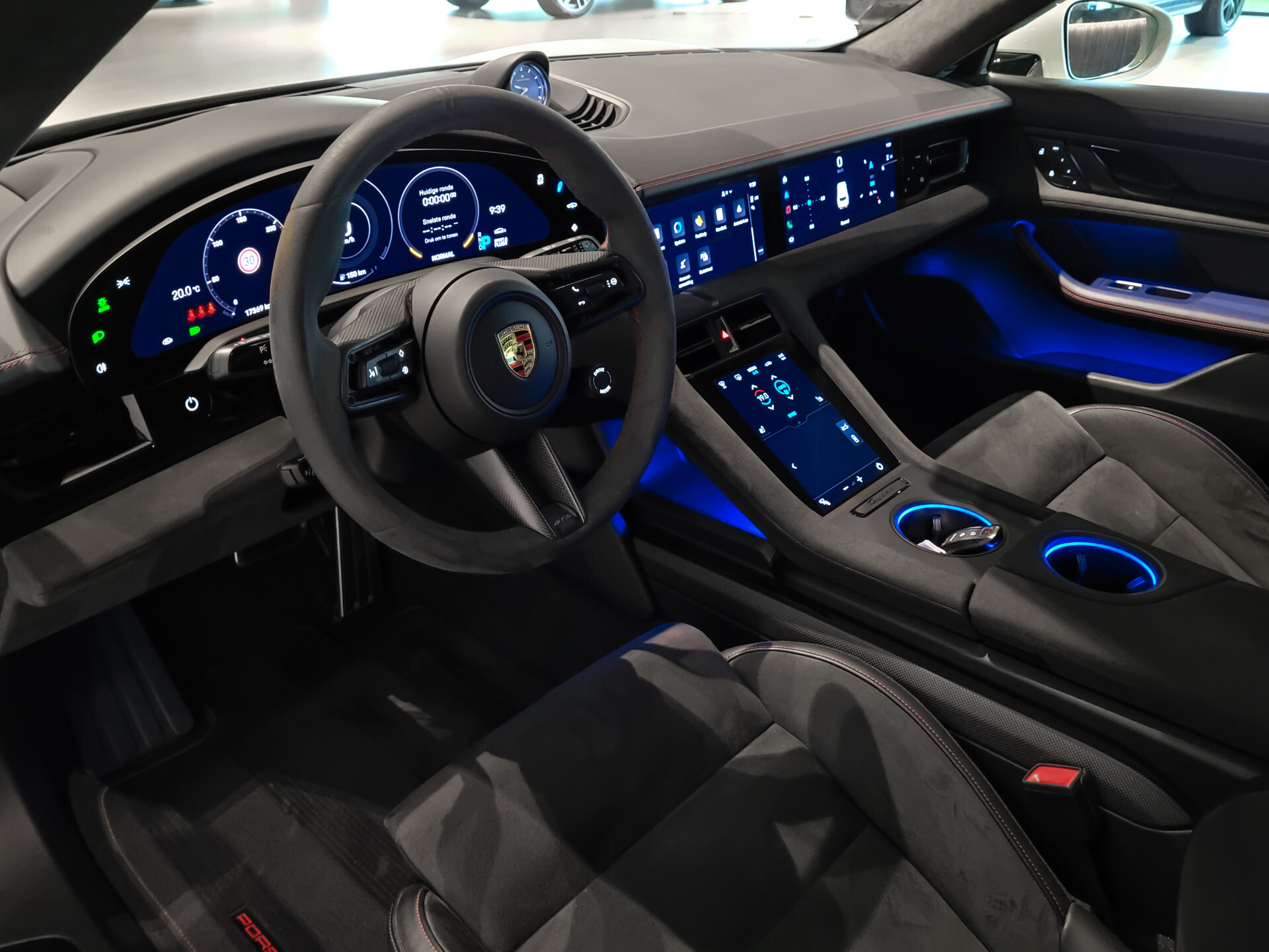 Porsche Taycan Sport Turismo GTS 517 pk 93 kWh Achterasbesturing | HUD | Entry&Drive | Innodrive/Passenger display | Panoramadak | Carbon Foto 22