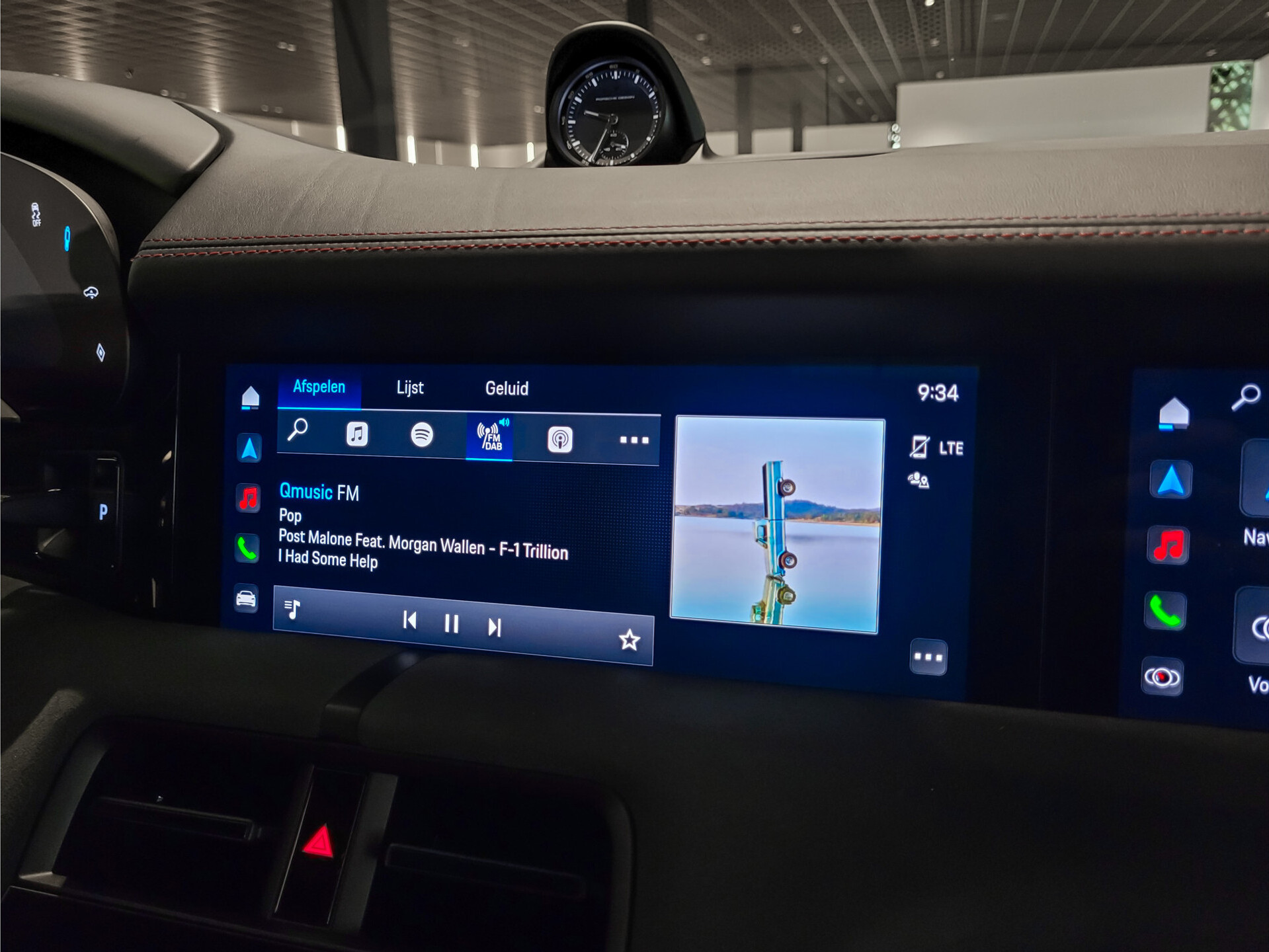 Porsche Taycan Sport Turismo GTS 517 pk 93 kWh Achterasbesturing | HUD | Entry&Drive | Innodrive/Passenger display | Panoramadak | Carbon Foto 9