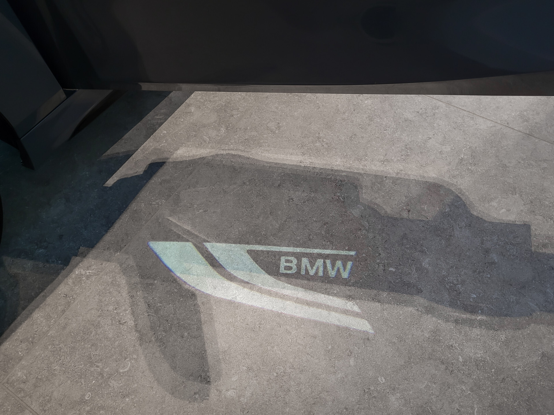 BMW 1-serie M135i xDrive Performance | Aerodynamica | Sportstoelen | Harman-Kardon | Active Guard | LED Foto 33