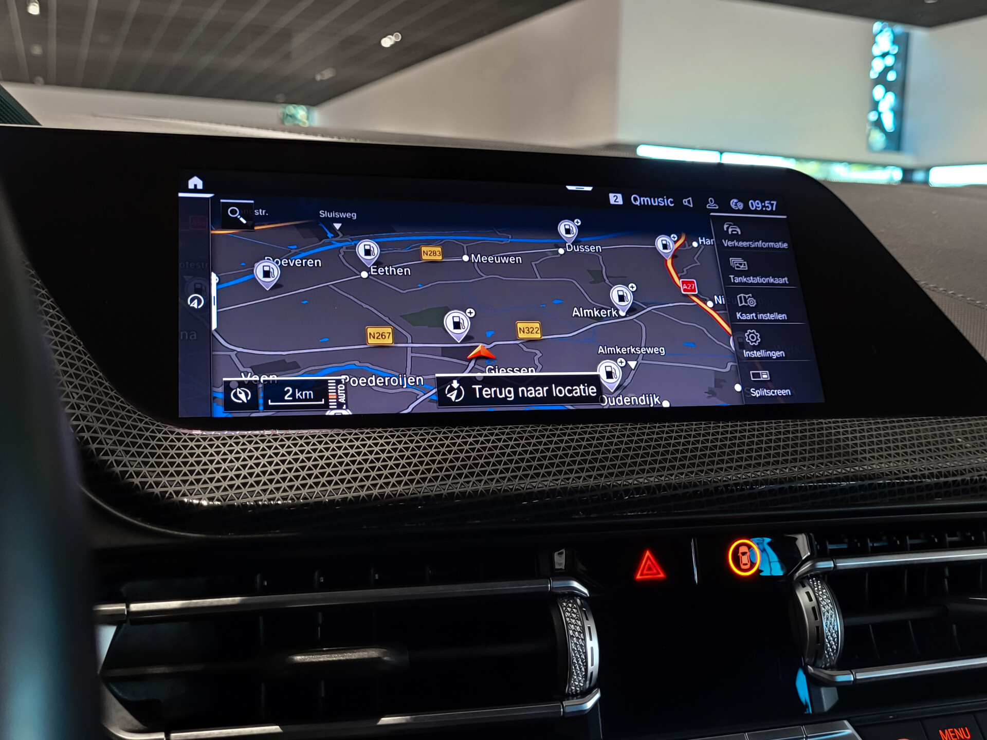 BMW 1-serie M135i xDrive Performance | Aerodynamica | Sportstoelen | Harman-Kardon | Active Guard | LED Foto 9