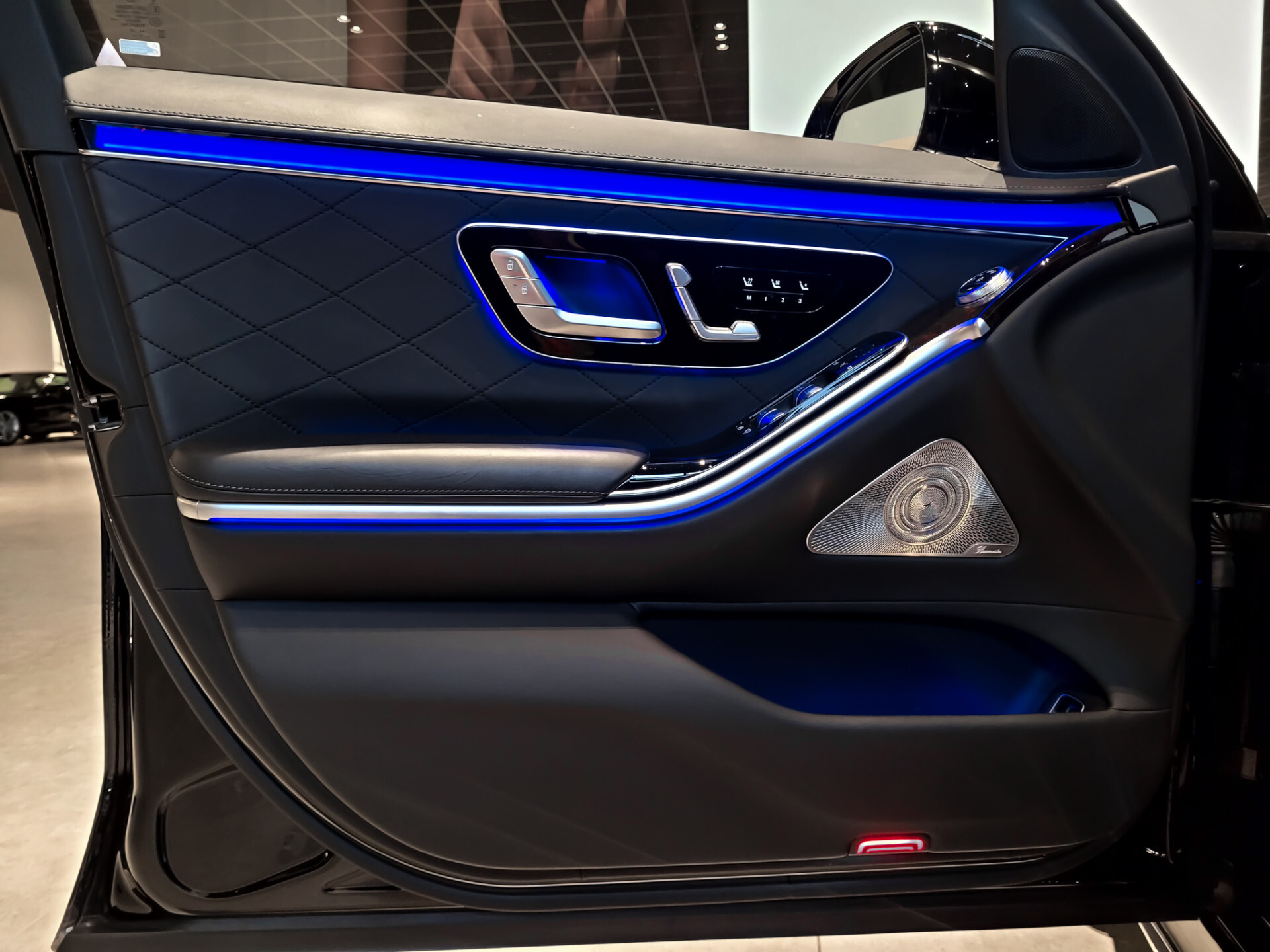 Mercedes-Benz S-Klasse 500 4M AMG Exclusive | 4xMassage | Entertainment | Achterassturing | 4xstoelkoeling | HUD Foto 10