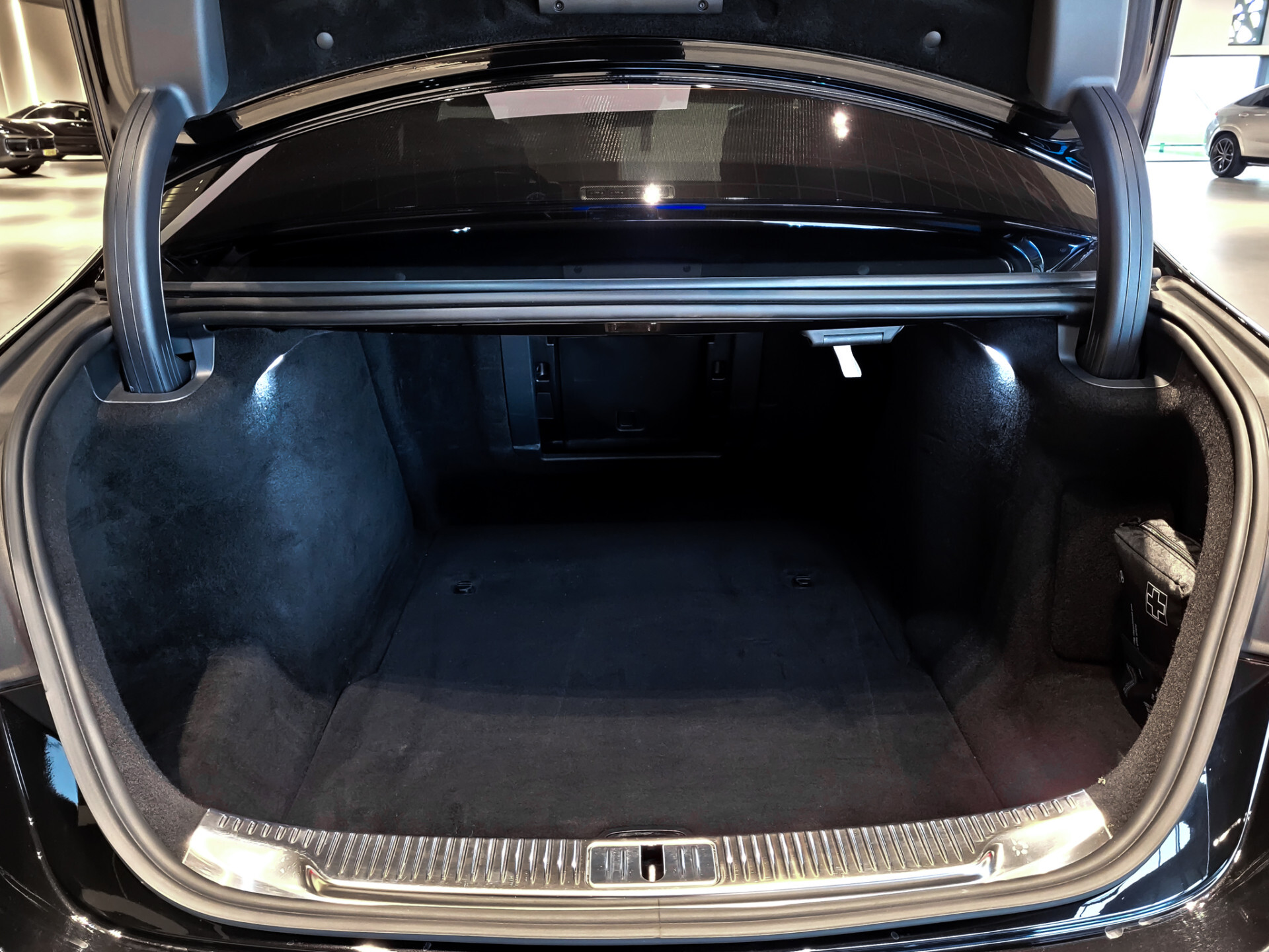 Mercedes-Benz S-Klasse 500 4M AMG Exclusive | 4xMassage | Entertainment | Achterassturing | 4xstoelkoeling | HUD Foto 39