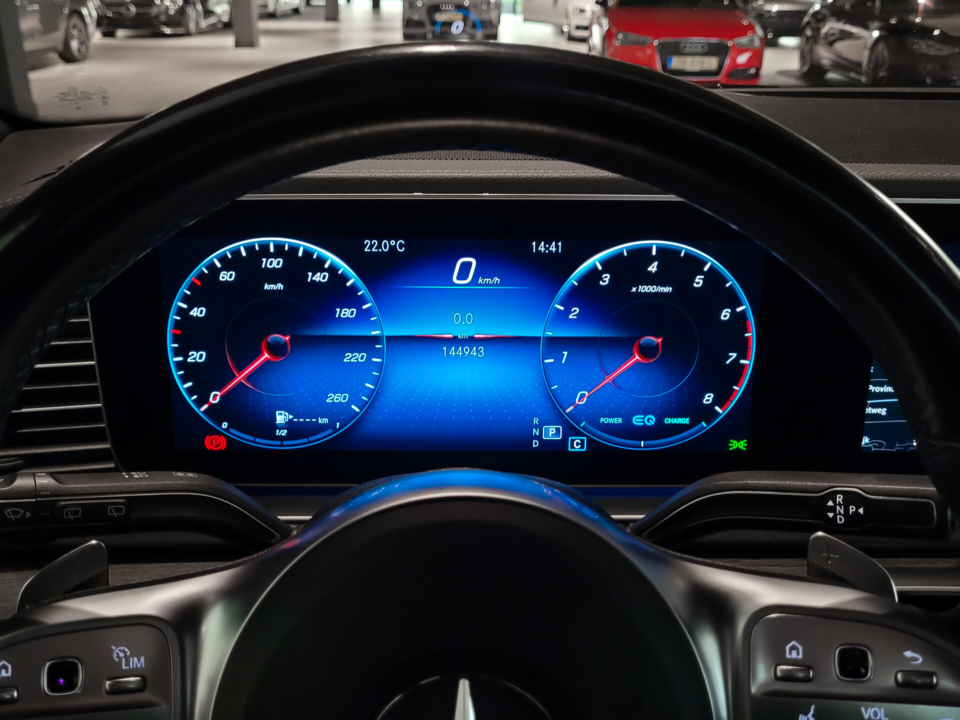 Mercedes-Benz GLE 450 4-M AMG Luchtvering | Distronic | Keyless | 22" | Panoramadak | HUD | Burmester | Trekhaak Foto 32