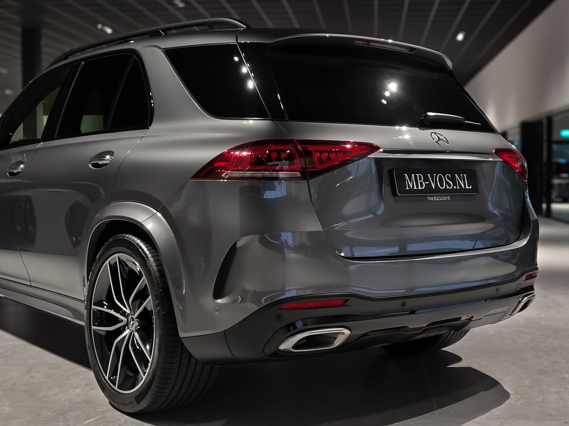 Mercedes-Benz GLE 450 4-M AMG Luchtvering | Distronic | Keyless | 22" | Panoramadak | HUD | Burmester | Trekhaak Foto 48