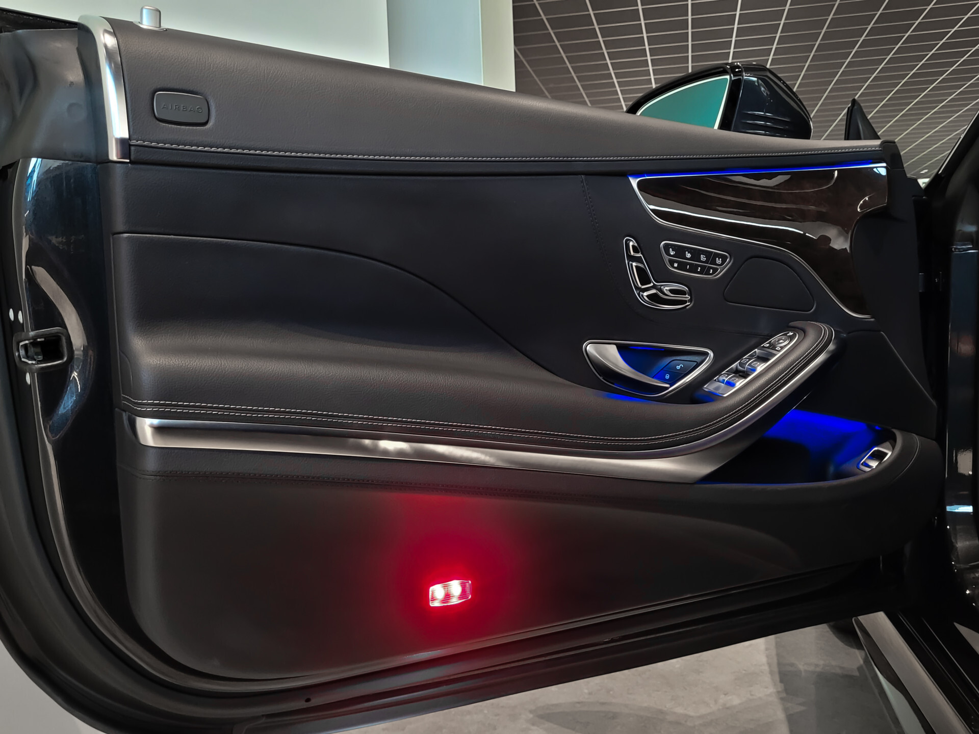 Mercedes-Benz S-Klasse Cabrio 500 AMG Distronic | Keyless | 20" | Airscarf | 360 | Stoelkoeling | Mem | Aircap | LED Foto 10