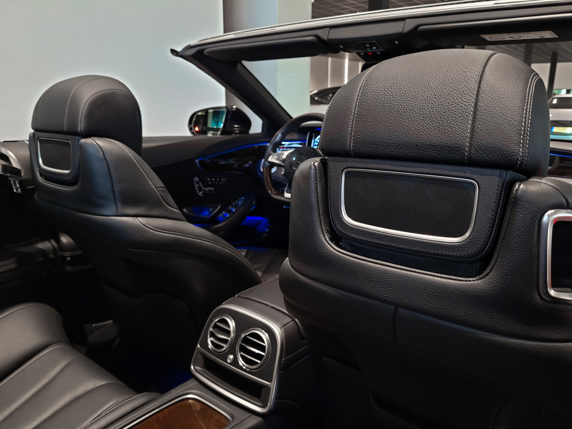 Mercedes-Benz S-Klasse Cabrio 500 AMG Distronic | Keyless | 20" | Airscarf | 360 | Stoelkoeling | Mem | Aircap | LED Foto 36