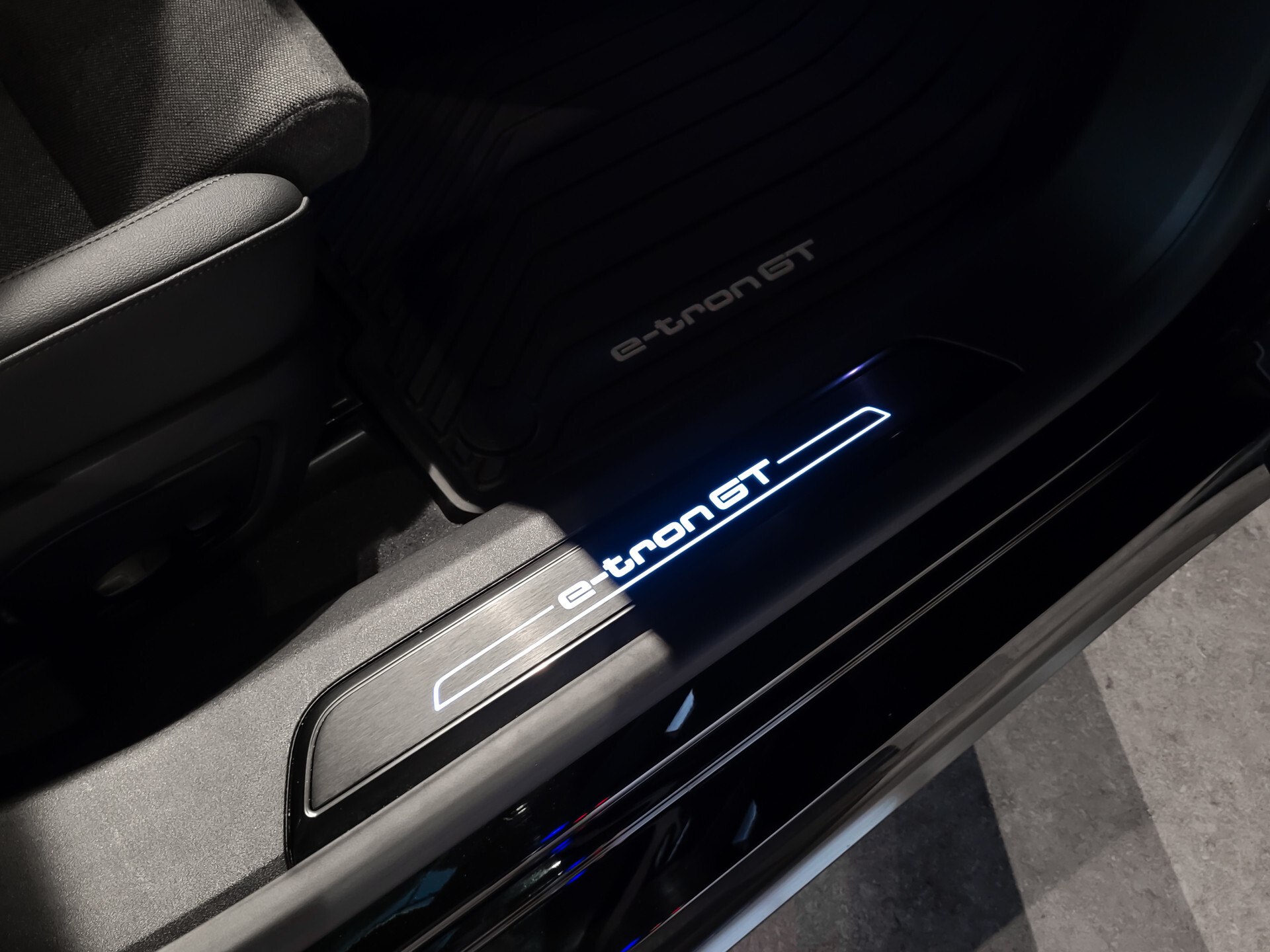 Audi e-tron GT GT edition ZERO Competition 93 kWh Bang&Olufsen | Panorama | BTW | 1ste eigenaar | NL Auto Foto 33