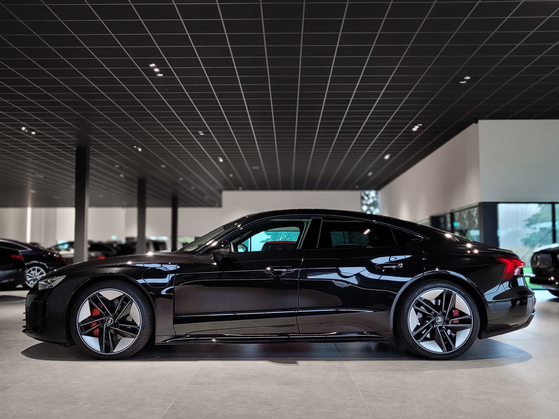 Audi e-tron GT GT edition ZERO Competition 93 kWh Bang&Olufsen | Panorama | BTW | 1ste eigenaar | NL Auto Foto 4