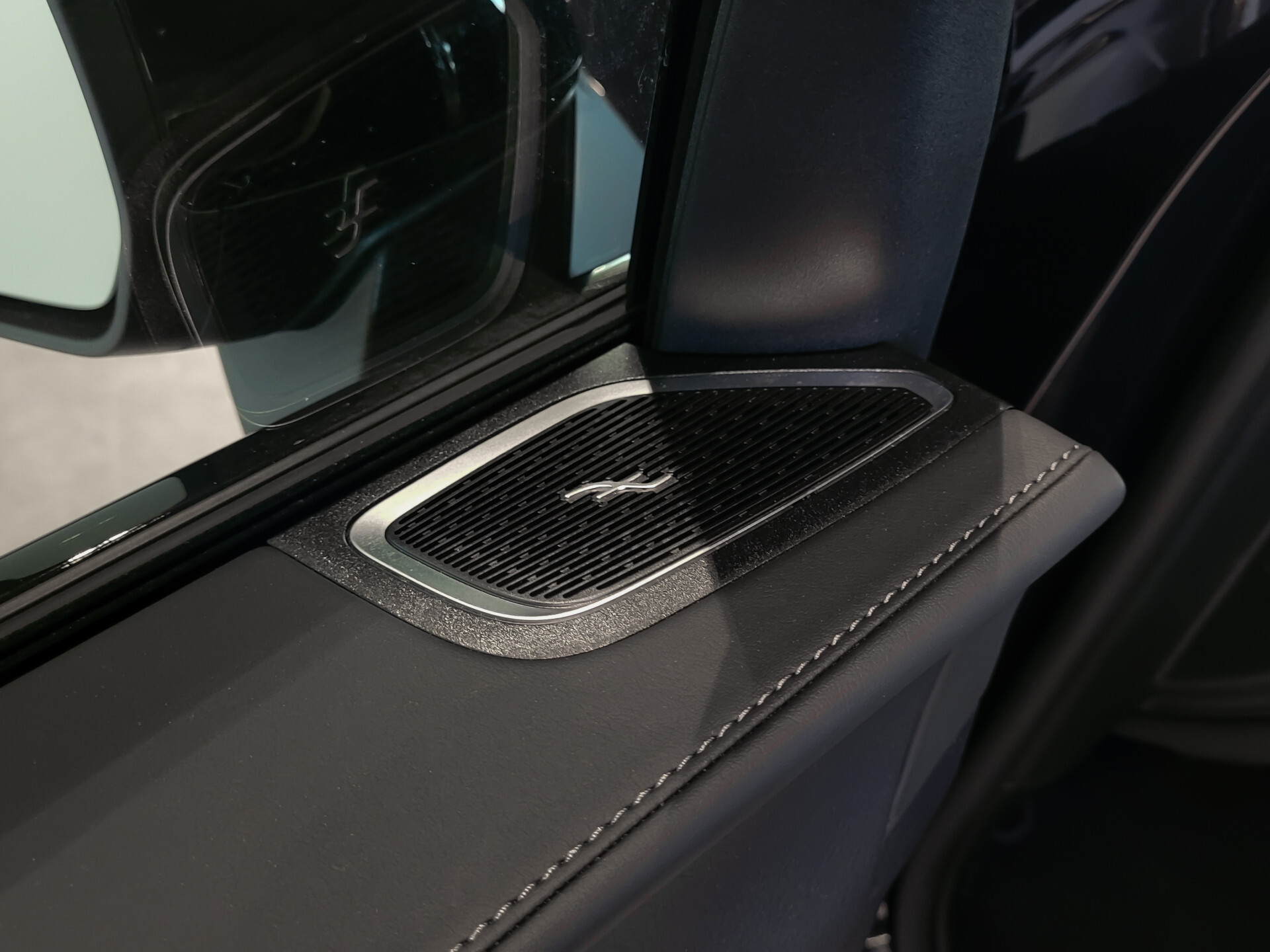 Mercedes-Benz GLC 300 4M AMG Night | Luchtvering | Massage | Stoelkoeling | Mem | HUD | Achterassturing | 20" Foto 16