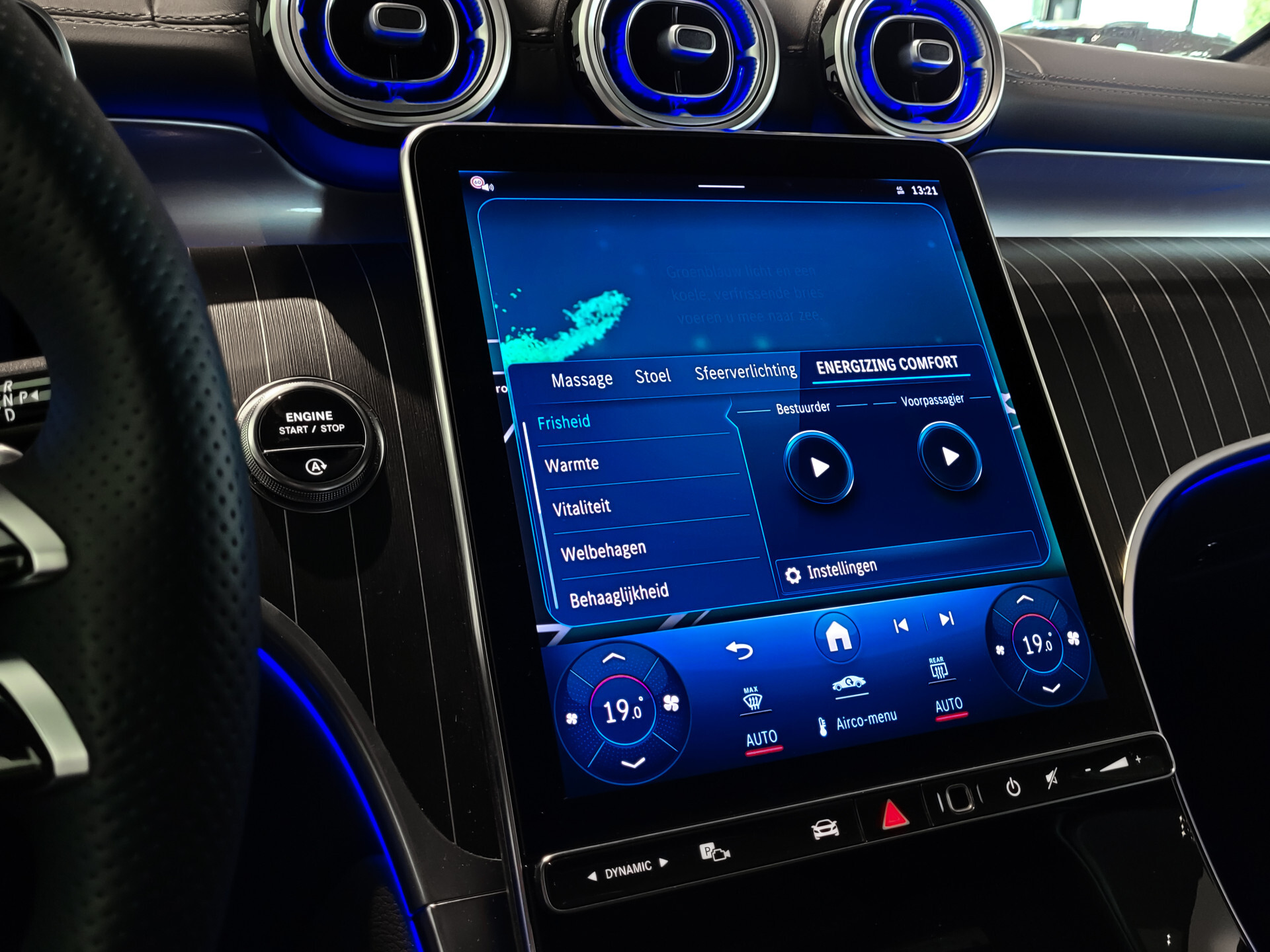 Mercedes-Benz GLC 300 4M AMG Night | Luchtvering | Massage | Stoelkoeling | Mem | HUD | Achterassturing | 20" Foto 17