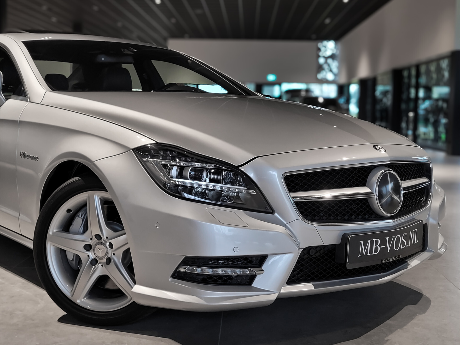 Mercedes-Benz CLS-Klasse 500 AMG Luchtvering | Schuifdak | Keyless | Distronic | Harman-Kardon | Massage | Nightvision | Dealer onderhouden Foto 32