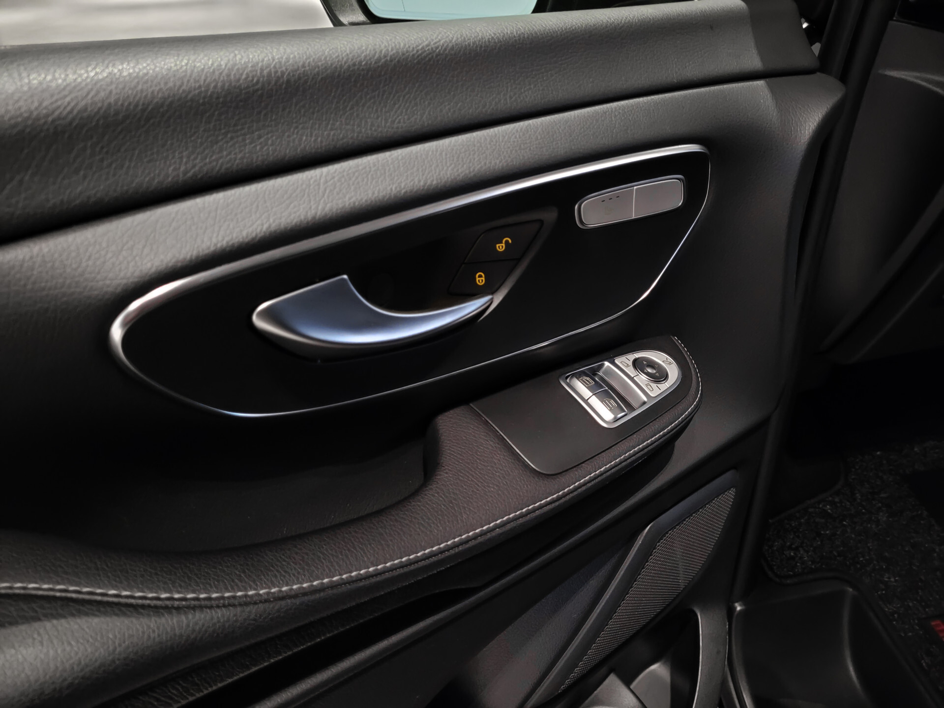 Mercedes-Benz V-Klasse 300d Extra Lang DC Facelift | 2xelektrische schuifdeur | Camera | Aerodynamica | 20" Foto 10